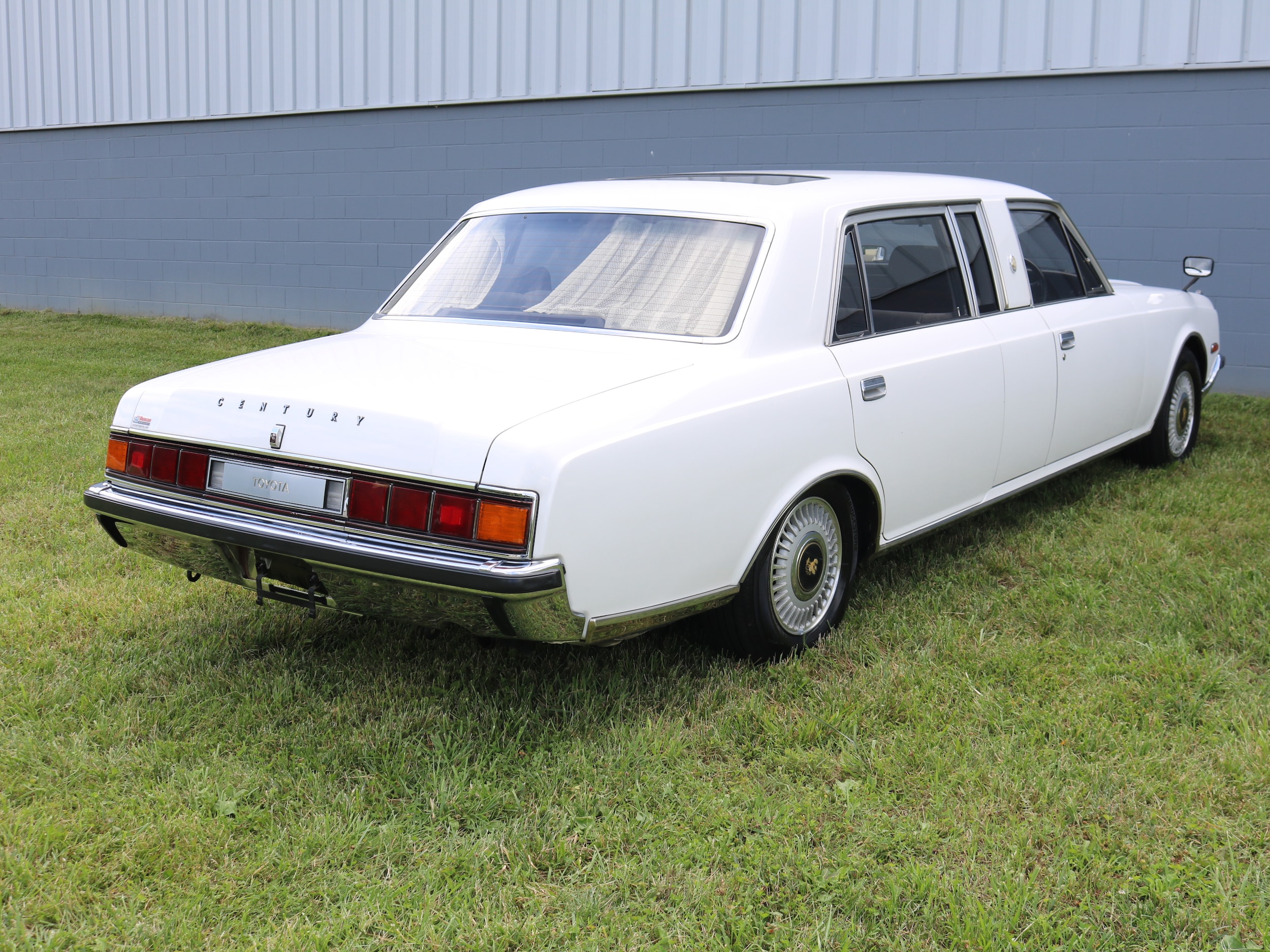 1996 Toyota Century 6