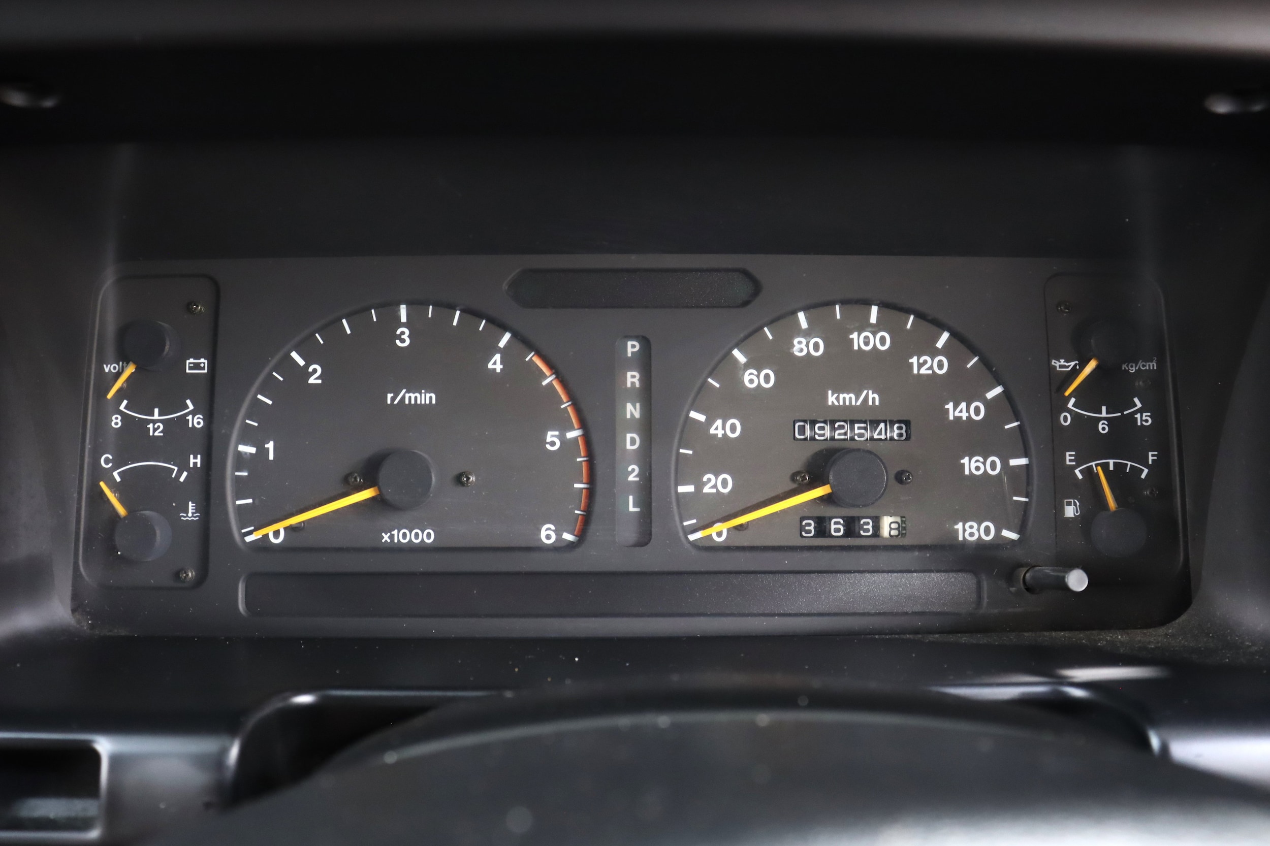1996 Isuzu Bighorn 13
