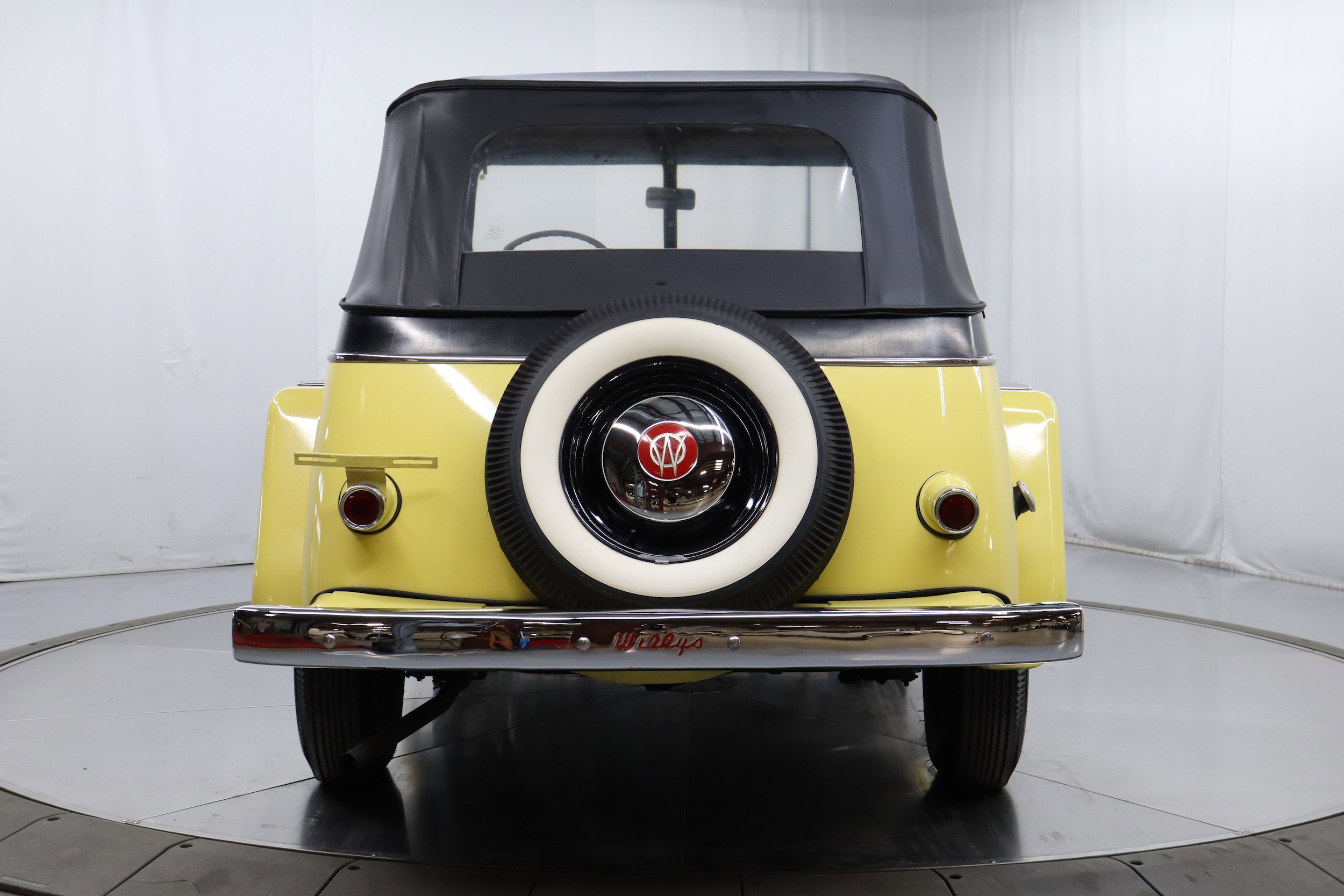 1950 Willys Jeepster 7