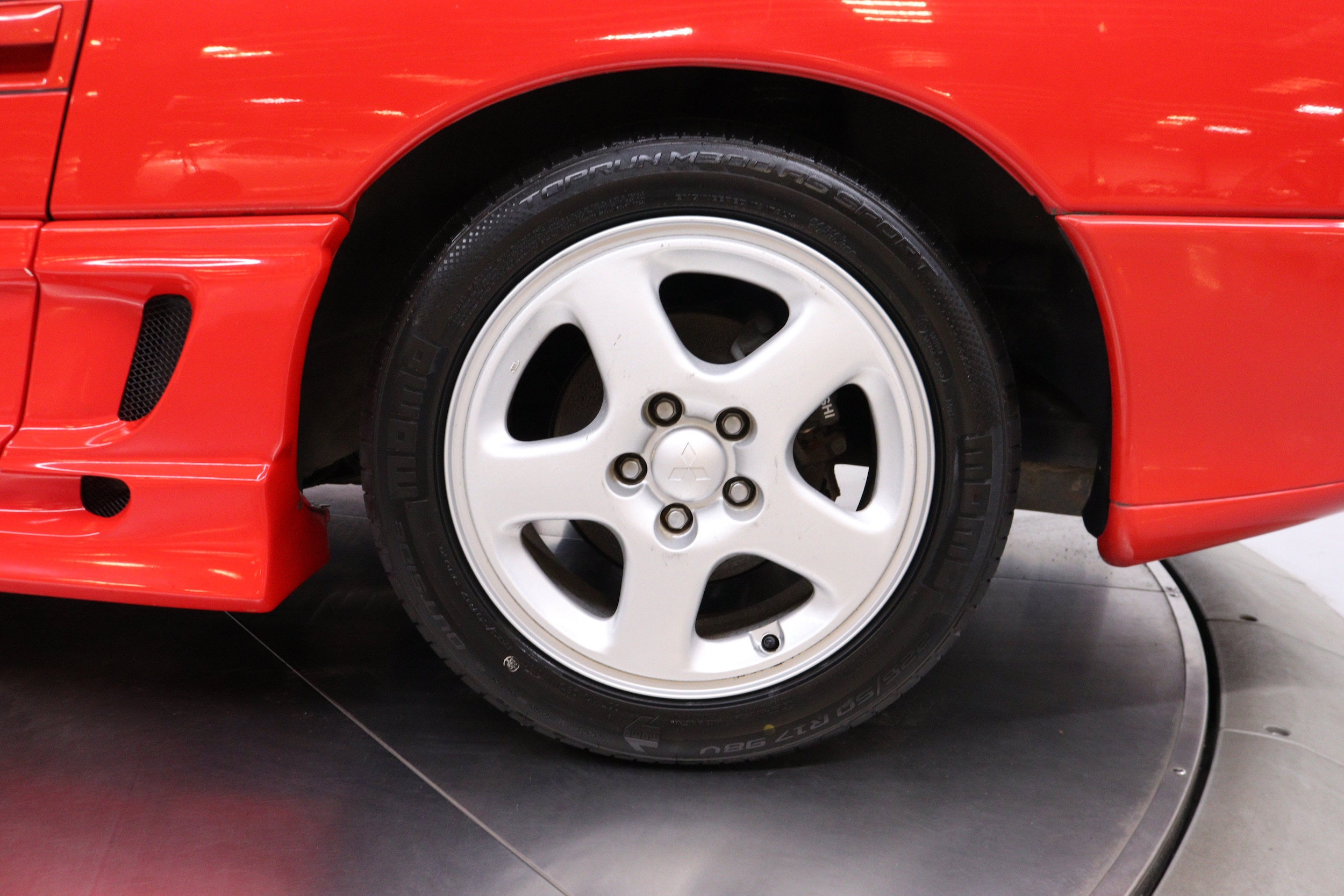 1992 Mitsubishi GTO 34