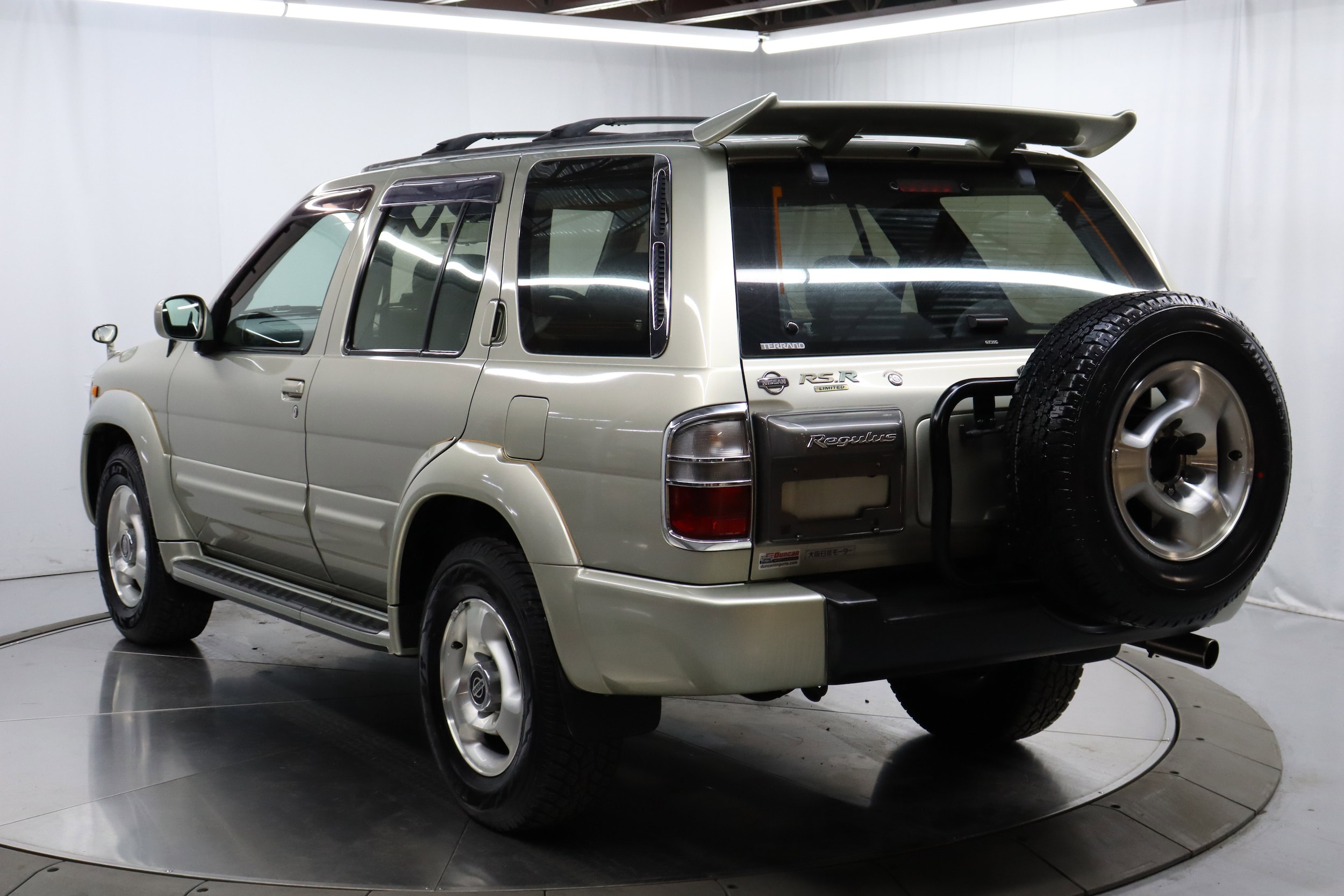 1996 Nissan Terrano 5