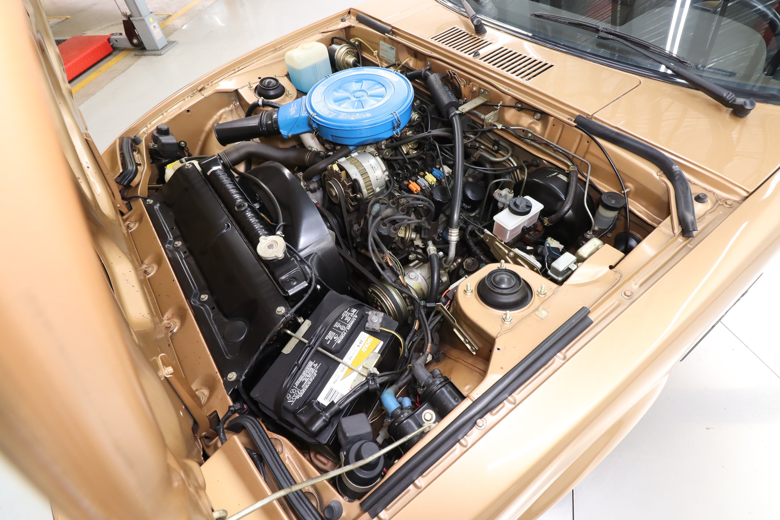 1981 Mazda RX-7 50