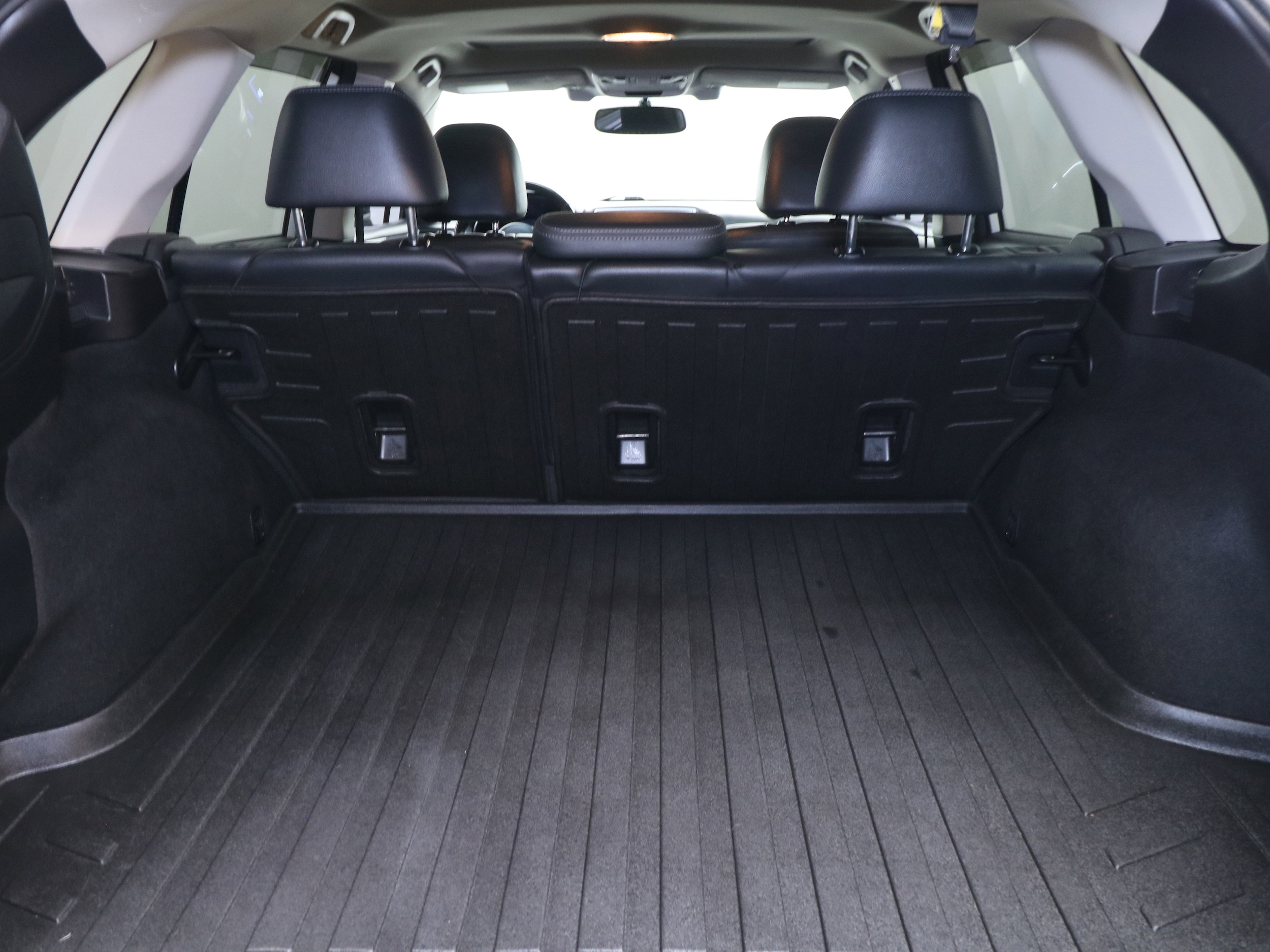 2016 Subaru Outback 27
