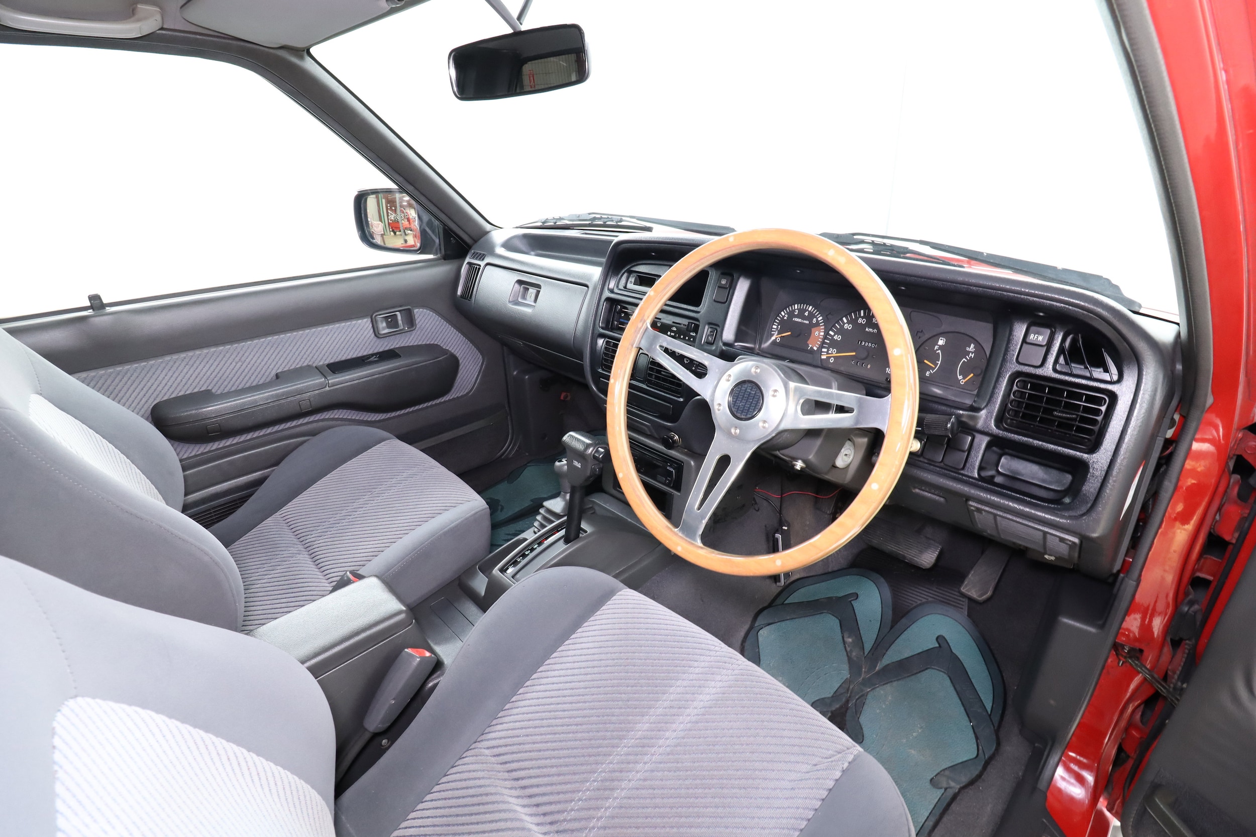 1998 Mazda Proceed 11