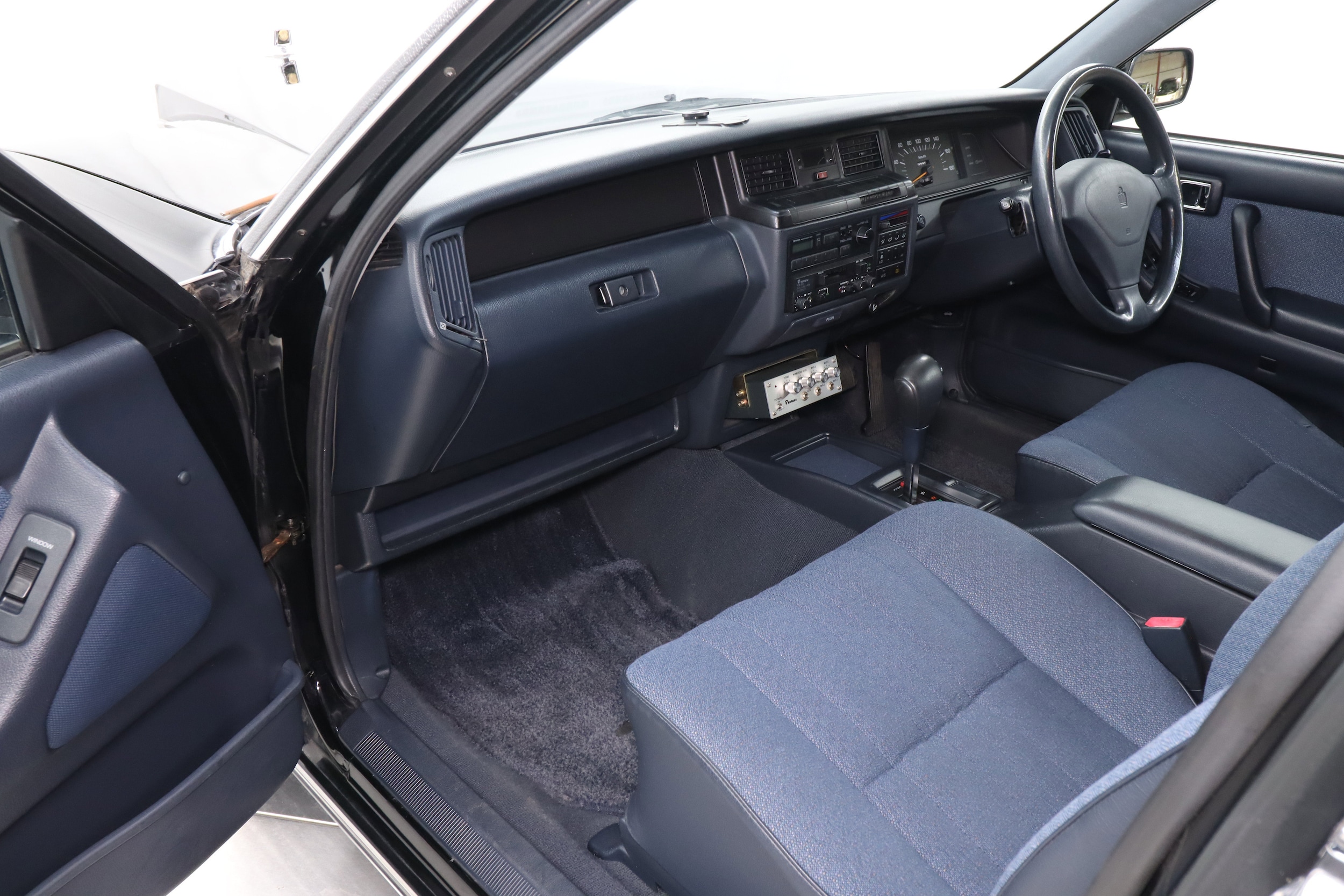 1995 Toyota Crown 18