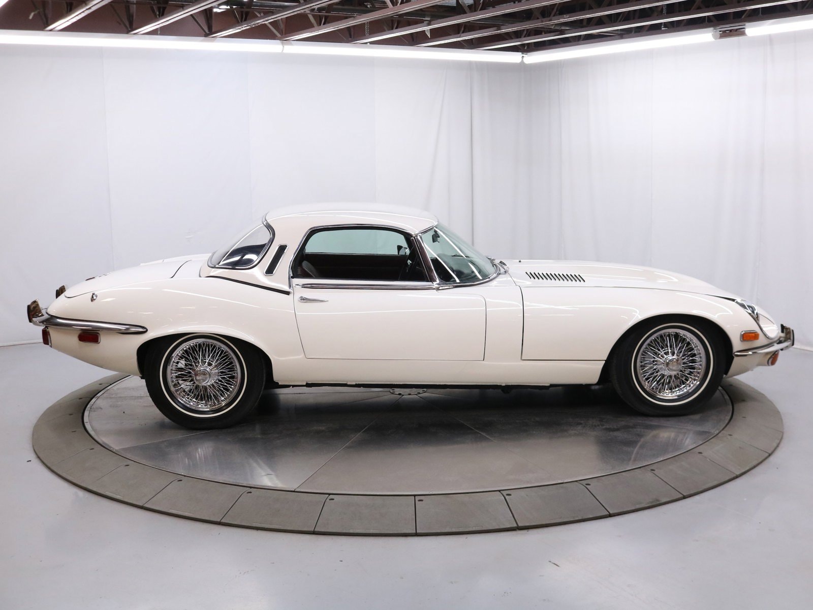 1974 Jaguar E-Type 19