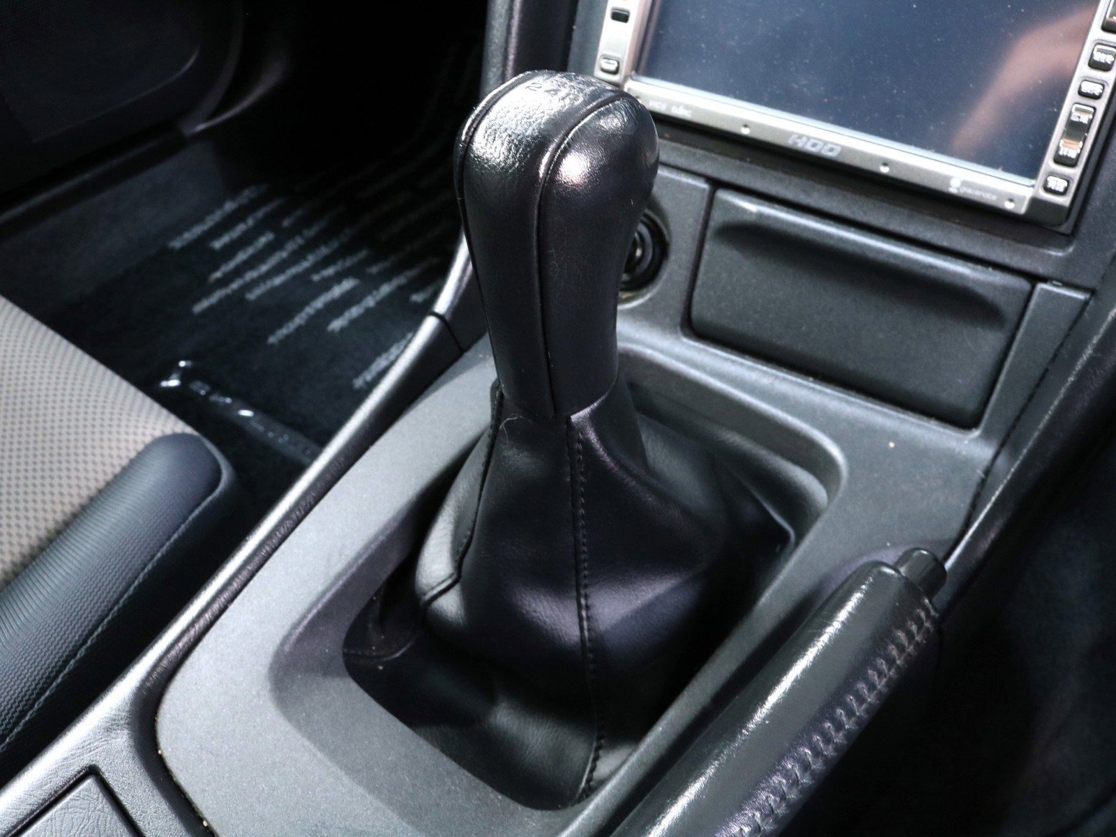 1999 Nissan Skyline 16