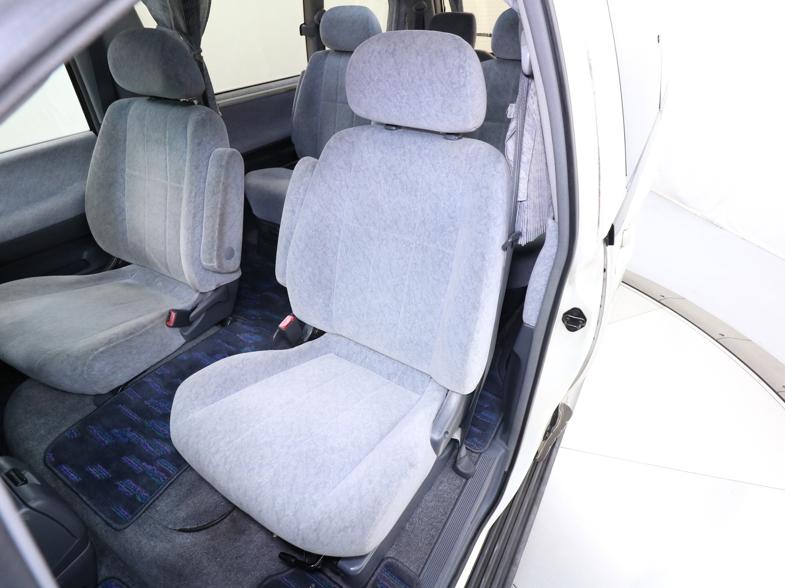 1998 Toyota Estima G 17