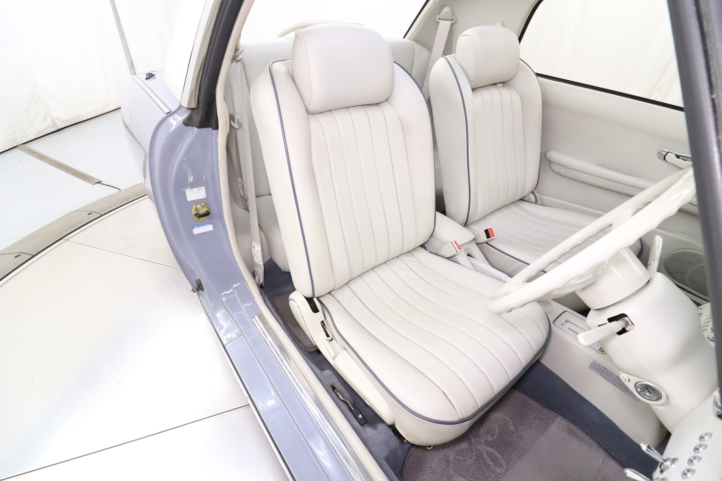 1991 Nissan Figaro 21