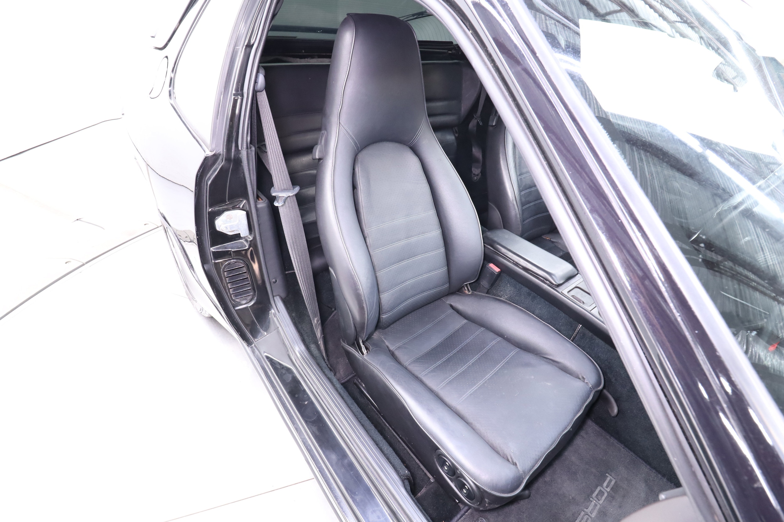 1994 Porsche 968 19