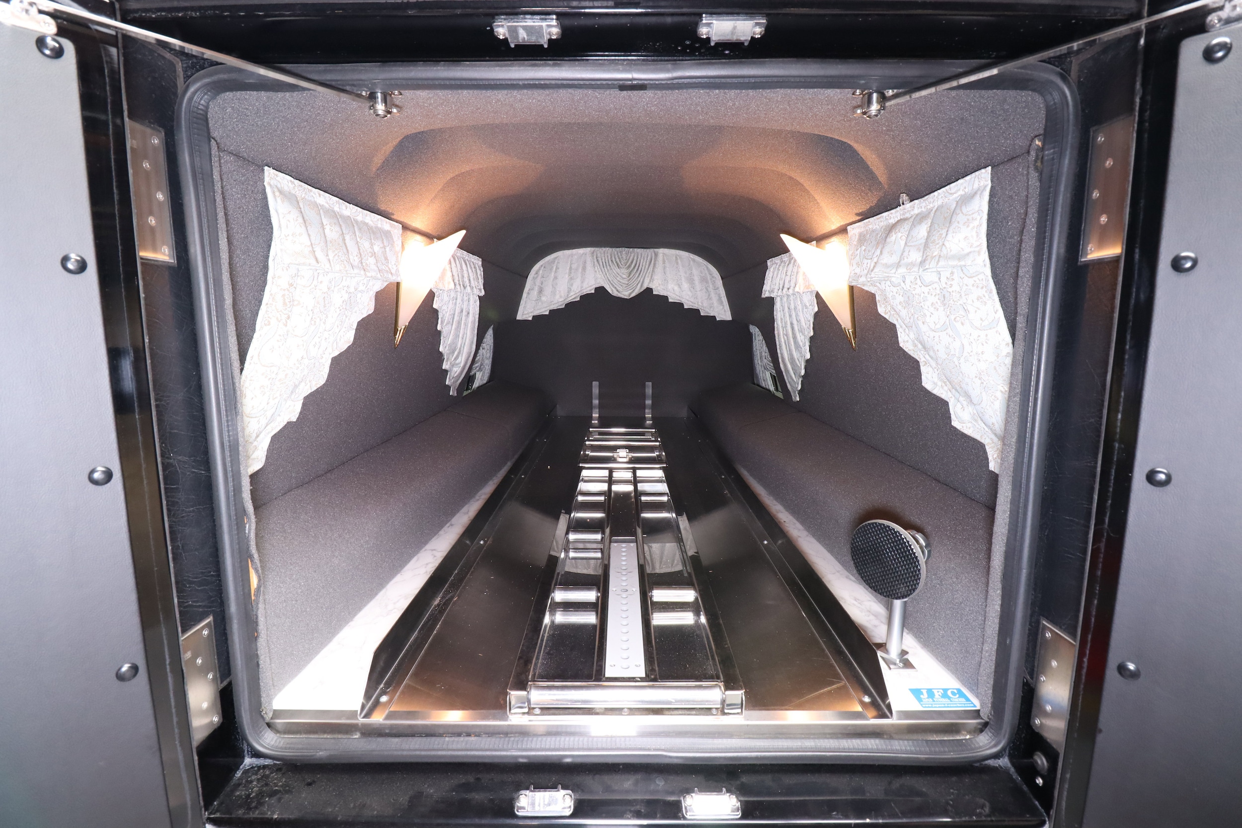 1997 Toyota Century 29