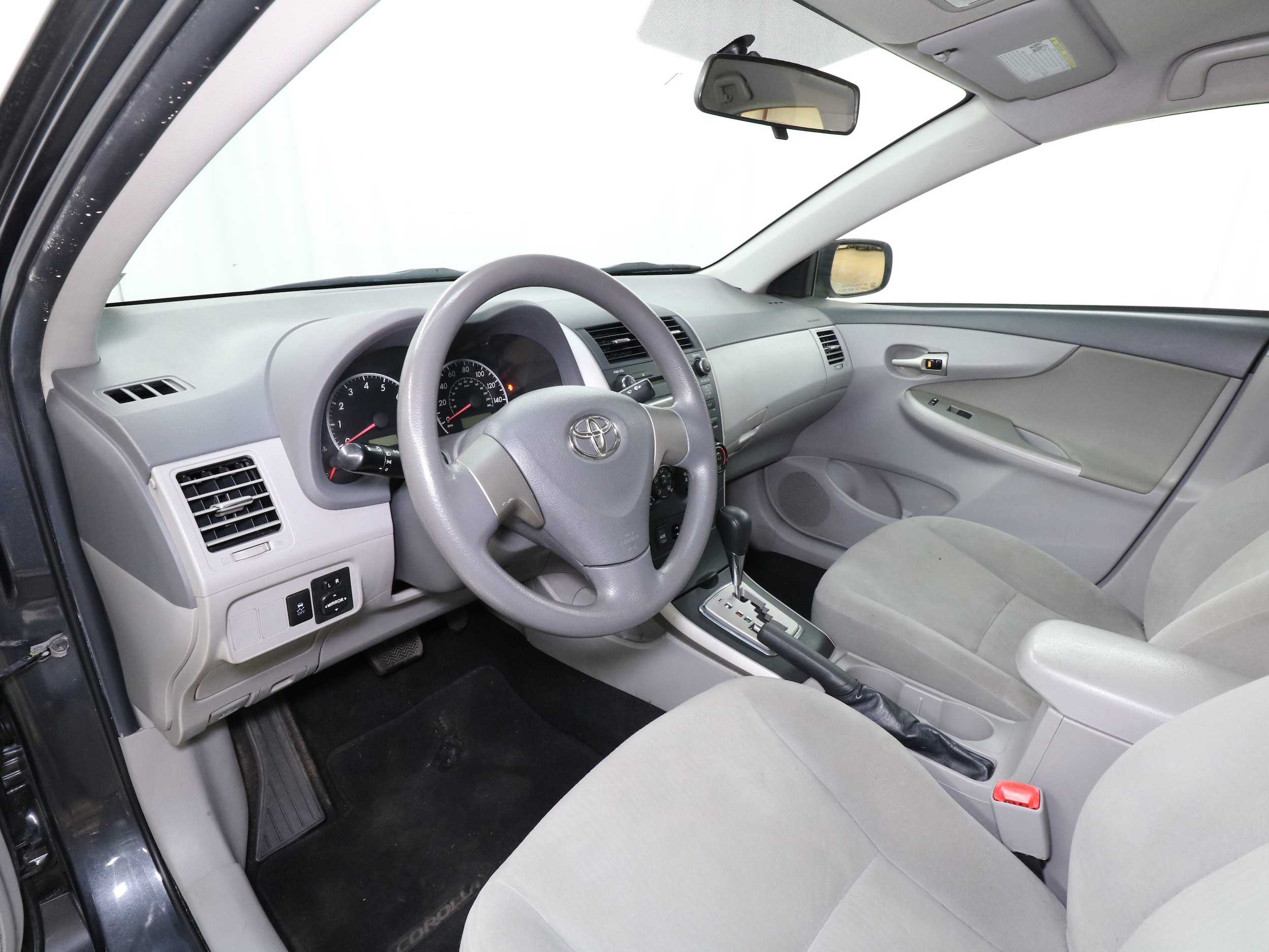 2010 Toyota Corolla 9