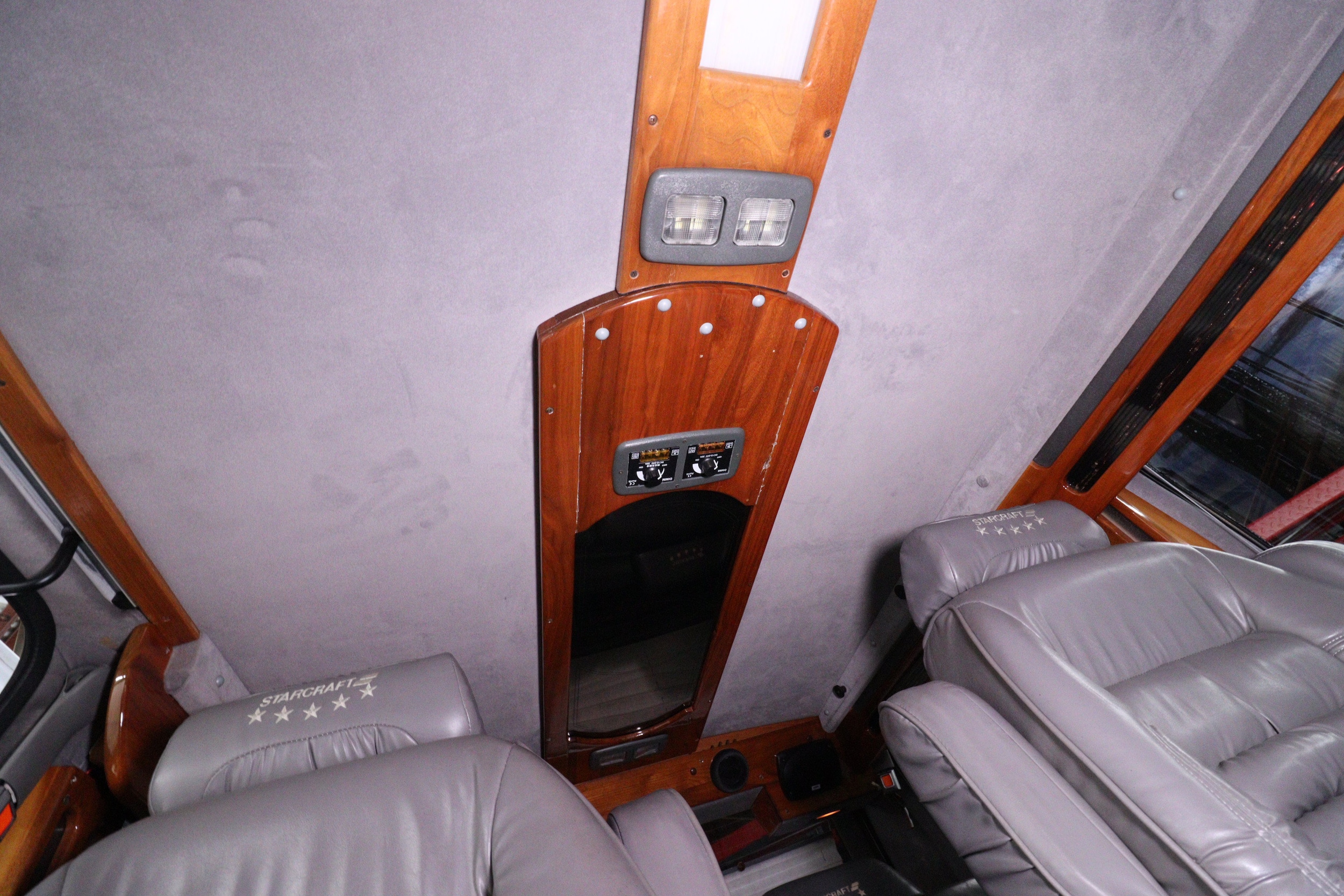2001 Chevrolet Astro Cargo Van 62