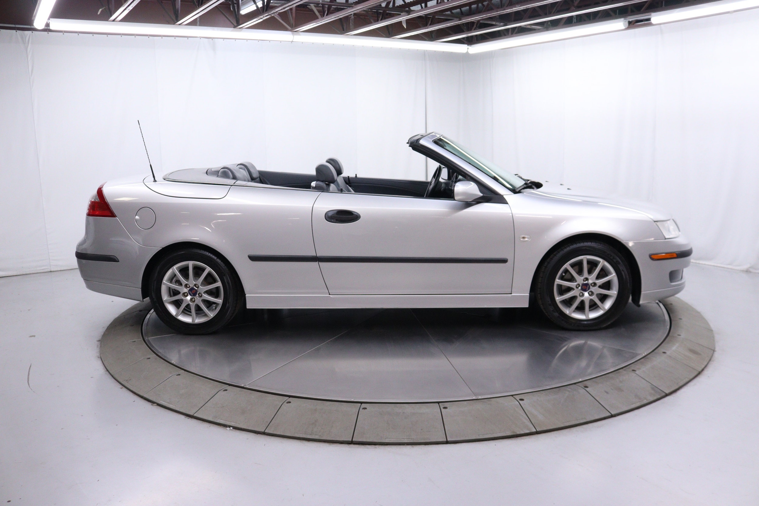 2004 Saab 2.0T 9-3 14