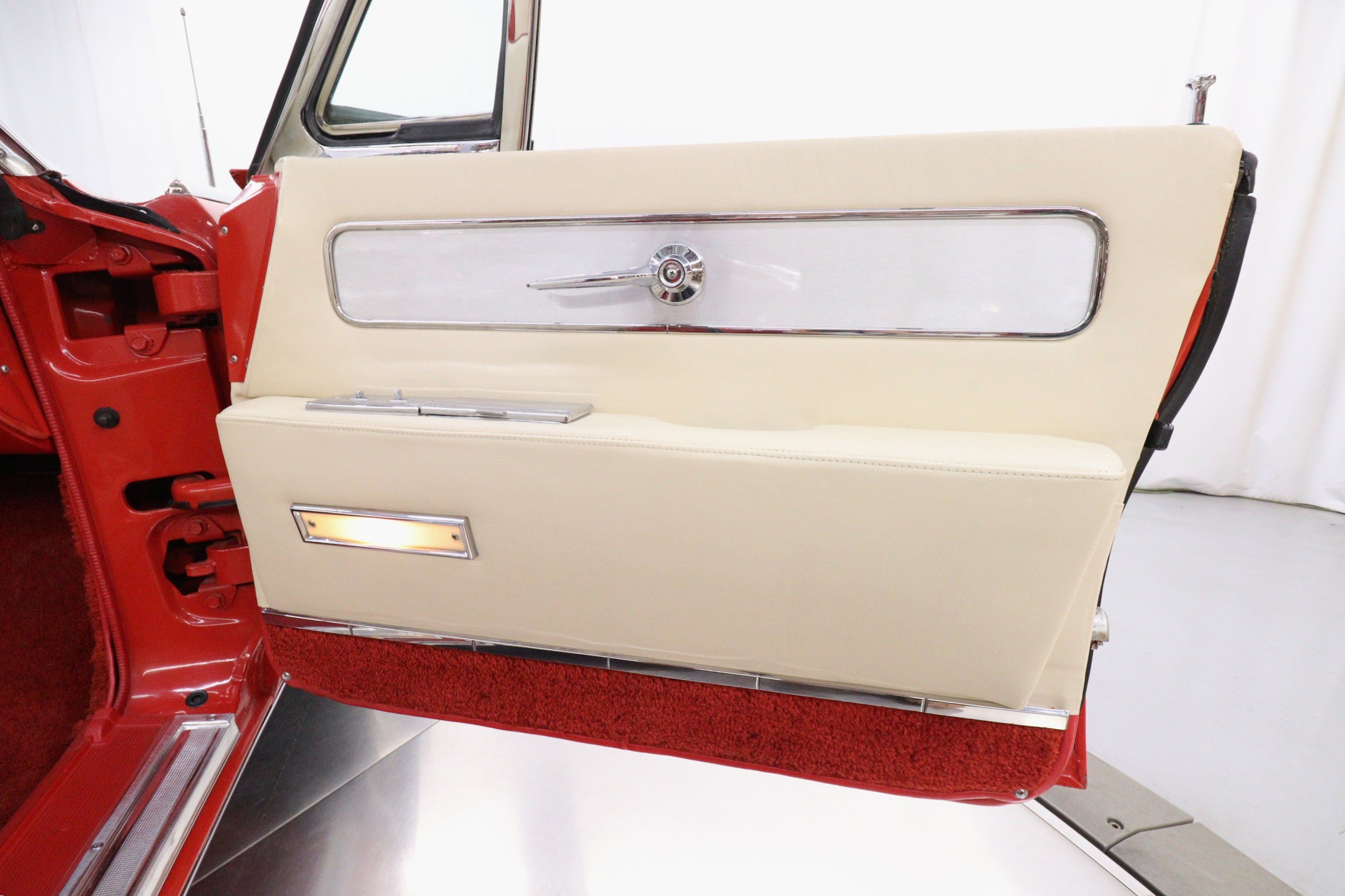 1963 Lincoln Continental 29