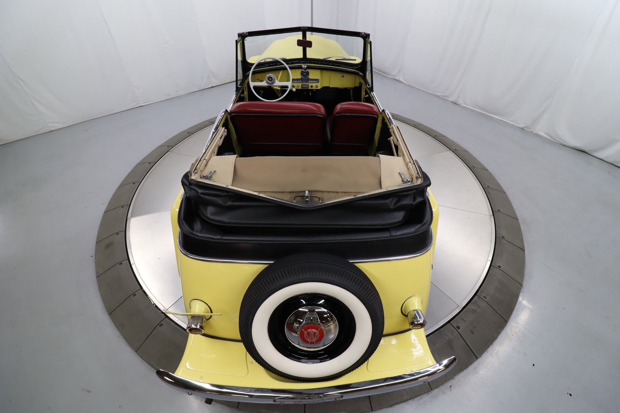 1950 Willys Jeepster 45