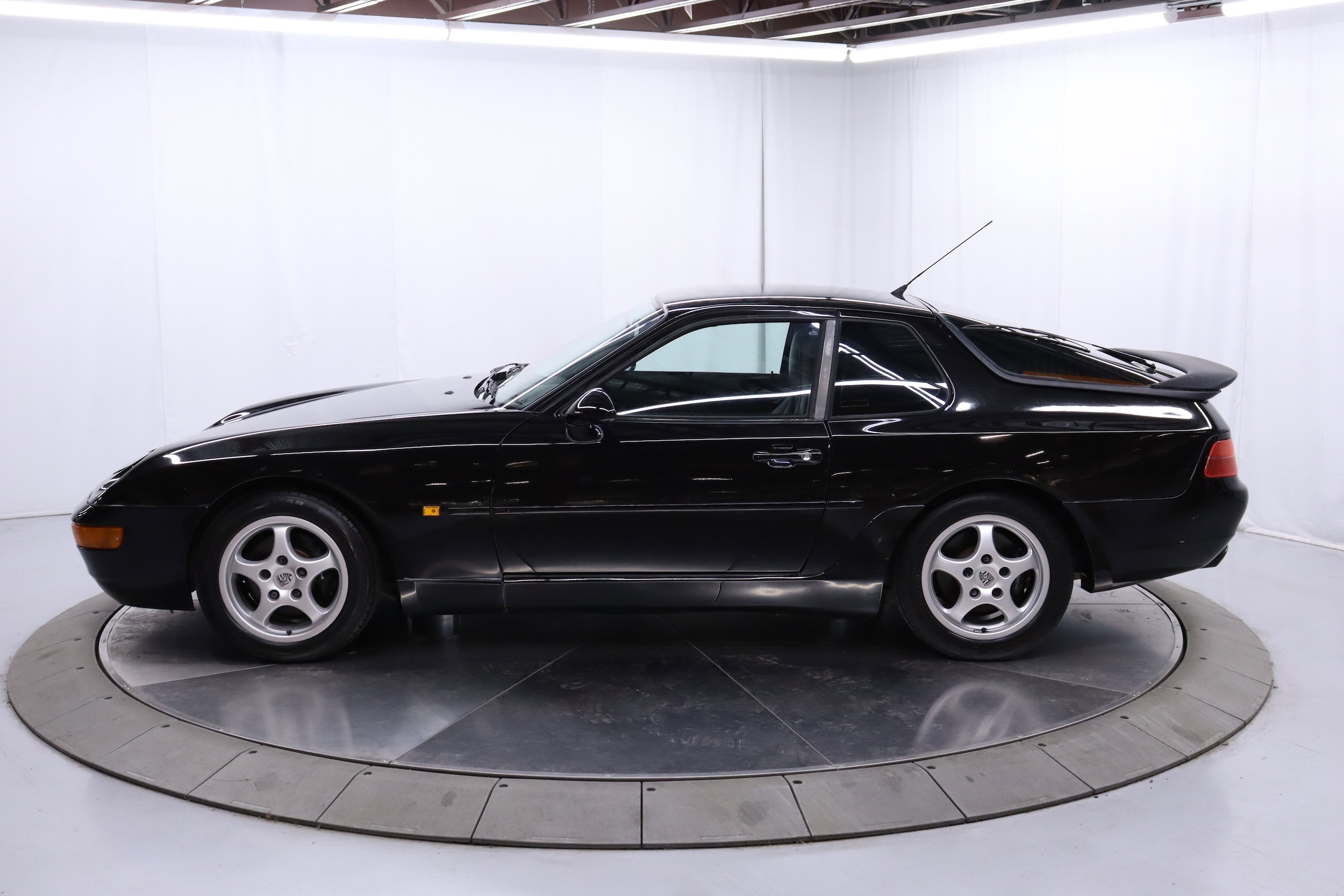 1994 Porsche 968 6