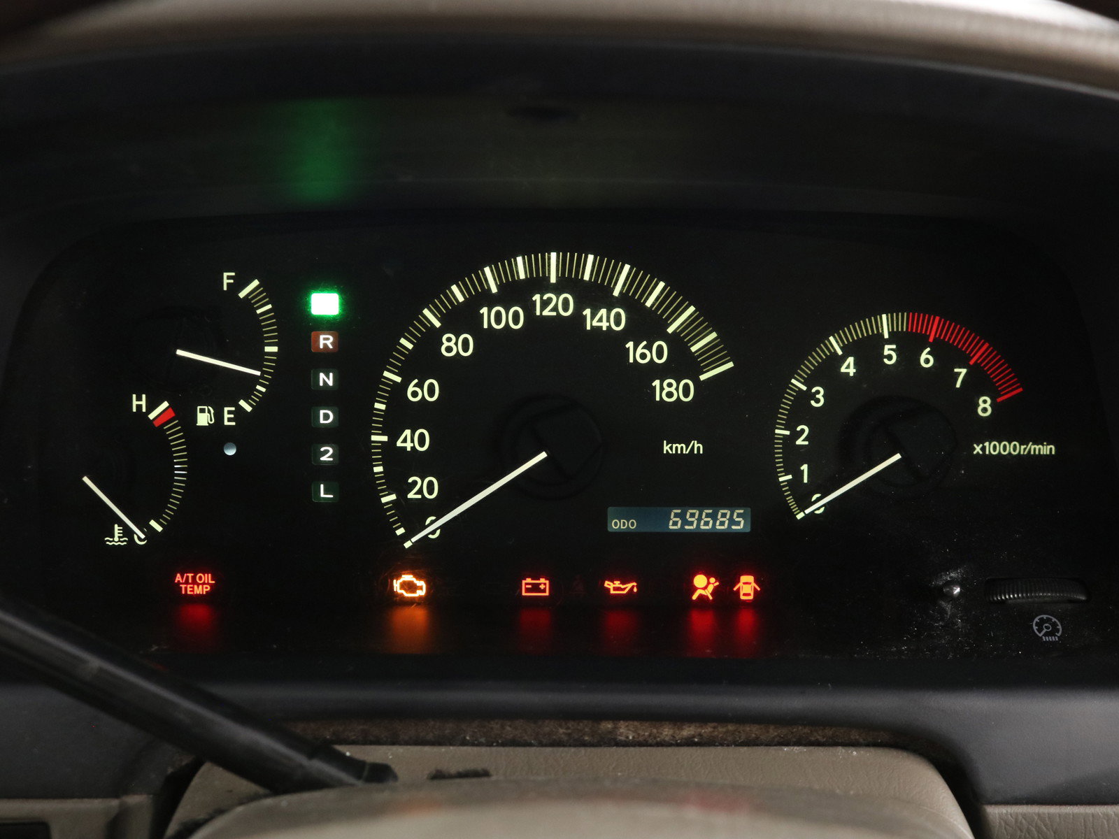 1999 Toyota Grand Hiace 11