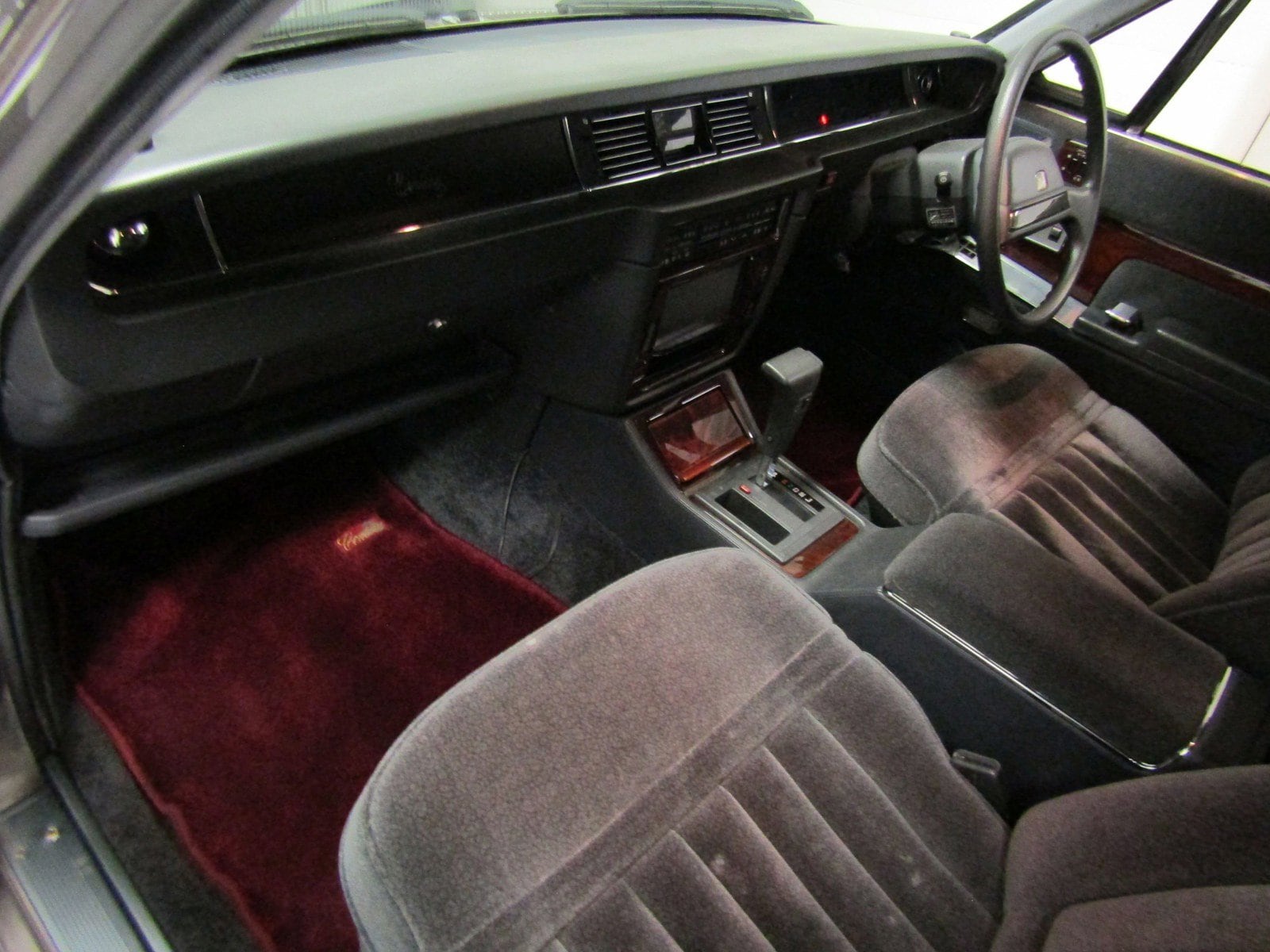 1992 Toyota Century 14