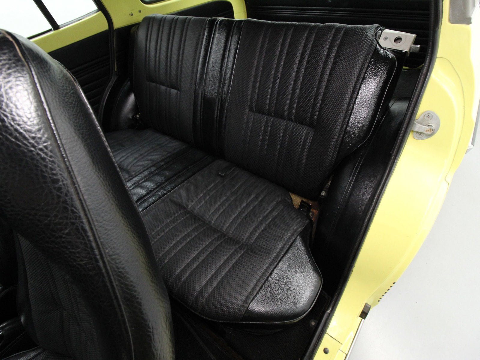 1974 Datsun 710 40