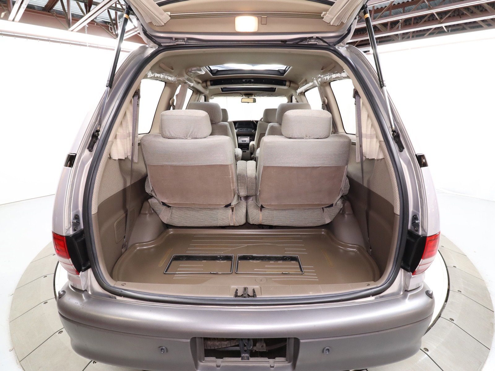 1993 Toyota Estima 29