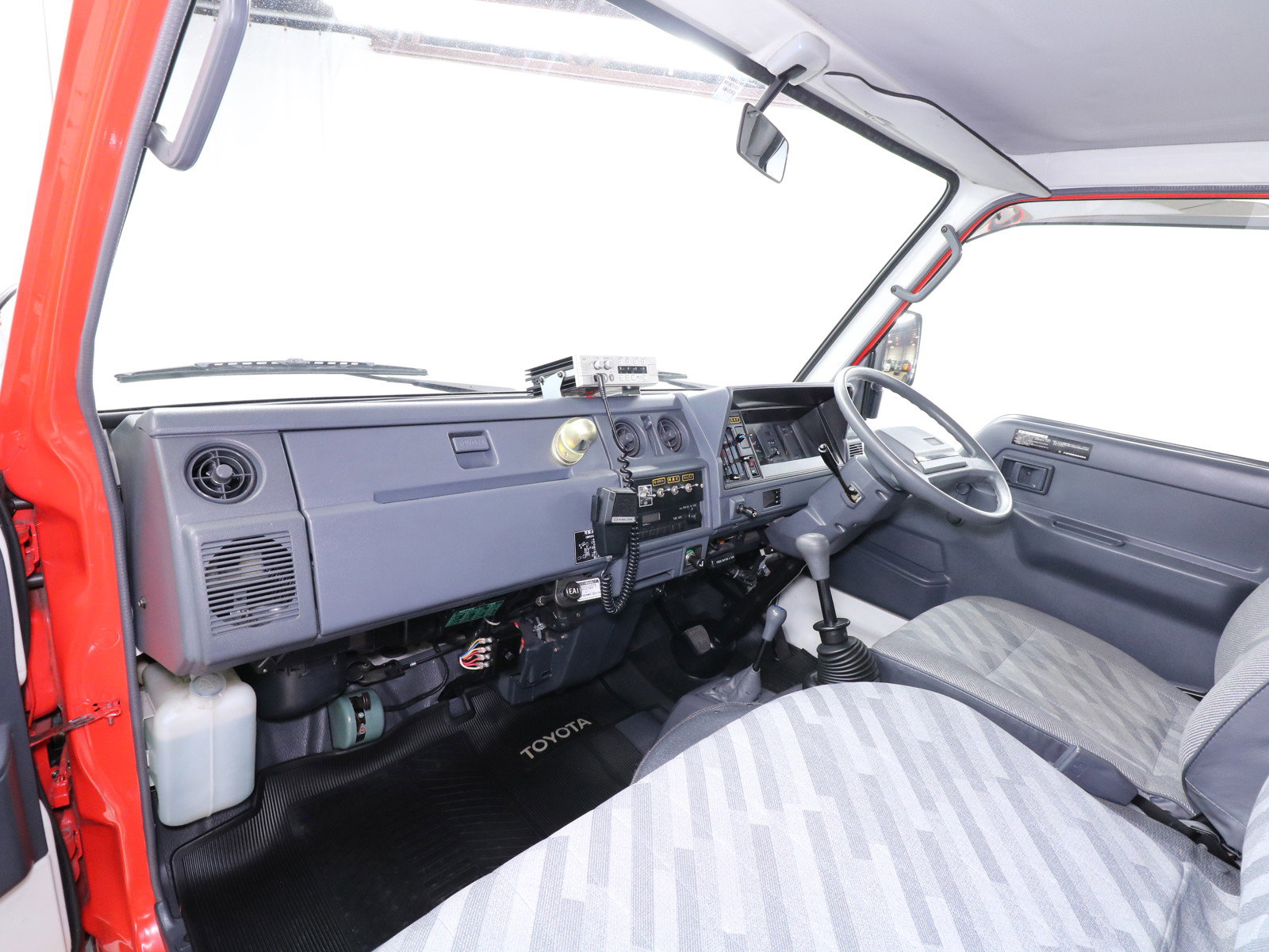 1992 Toyota Hiace 16