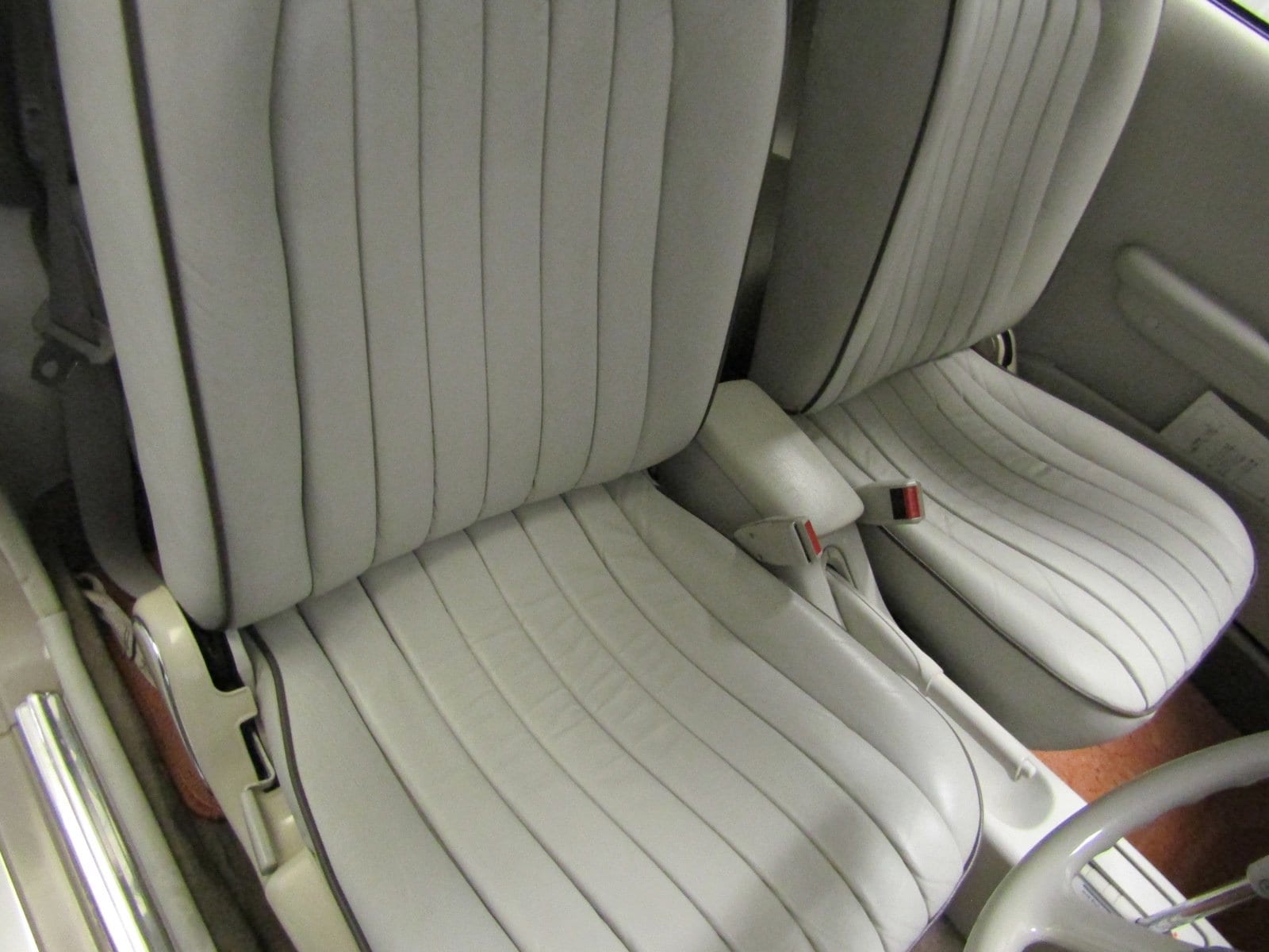 1991 Nissan Figaro 13