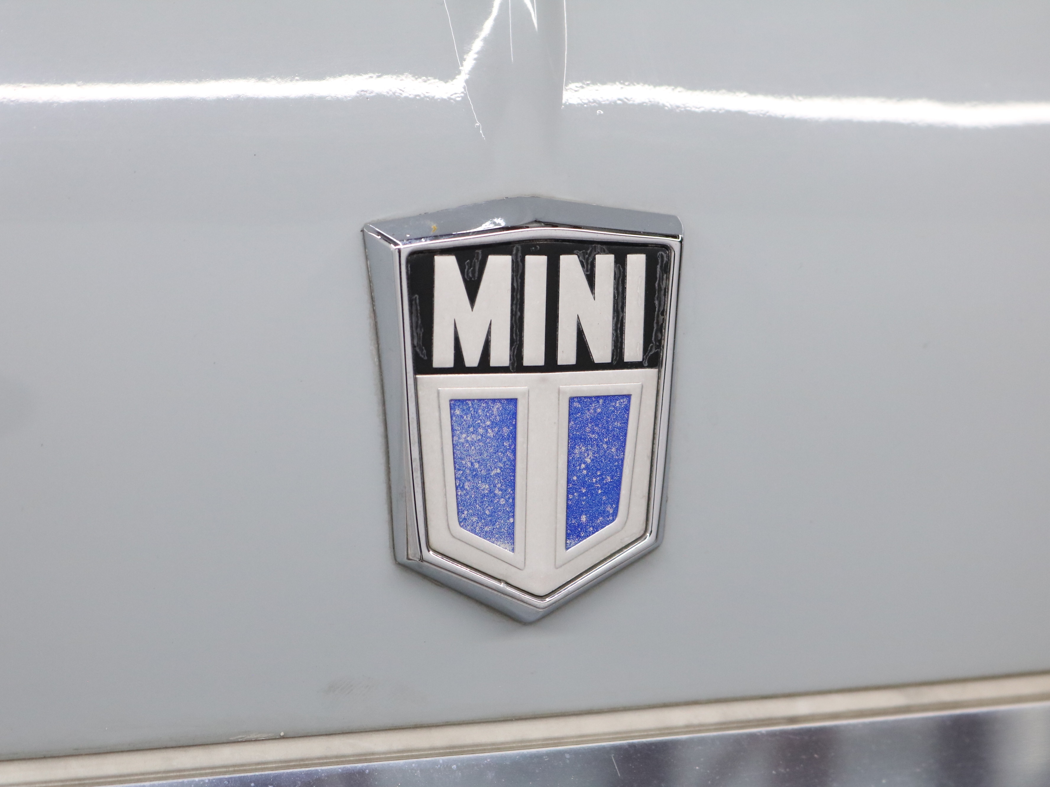 1990 Rover Mini 42