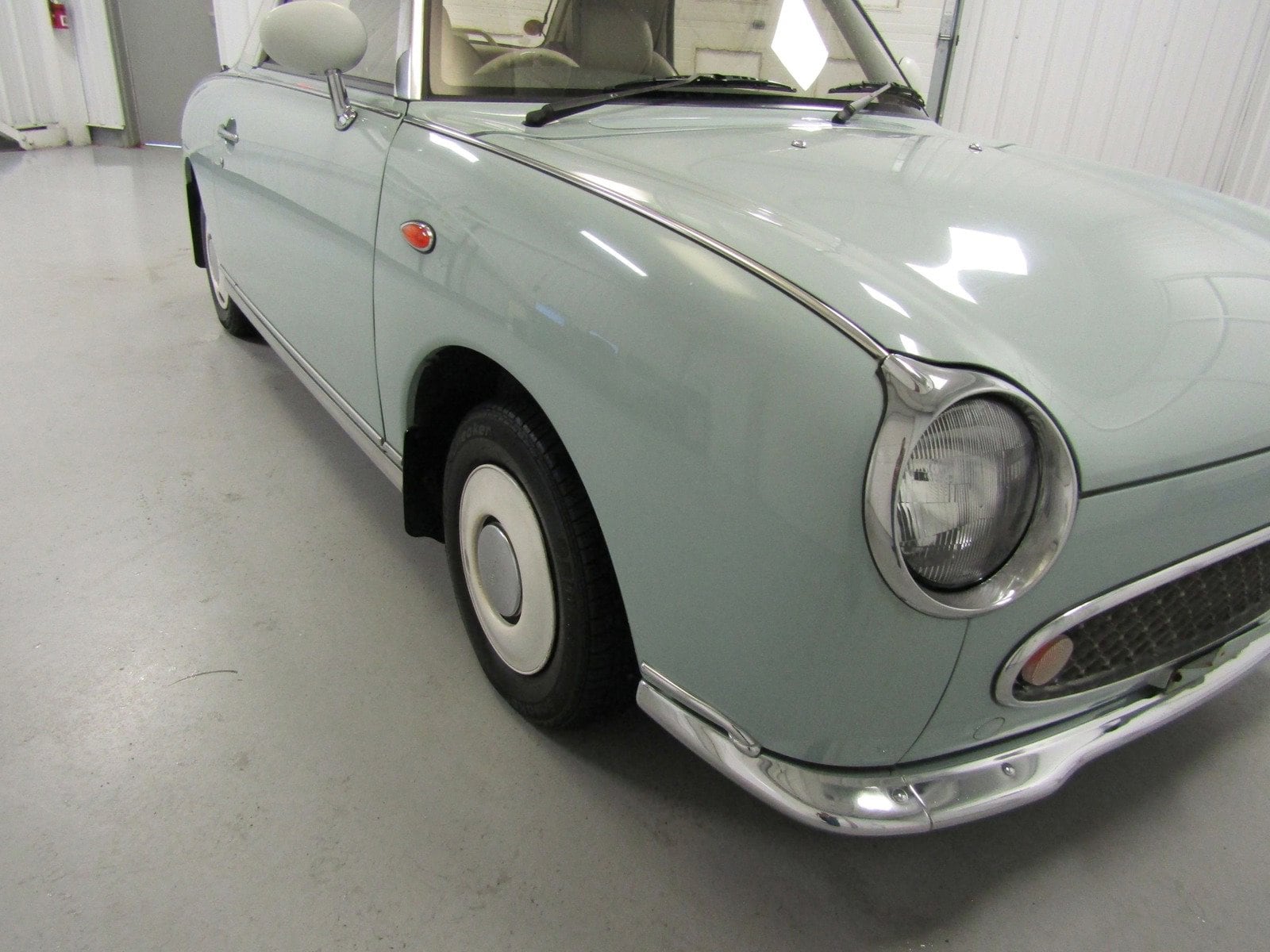1991 Nissan Figaro 31