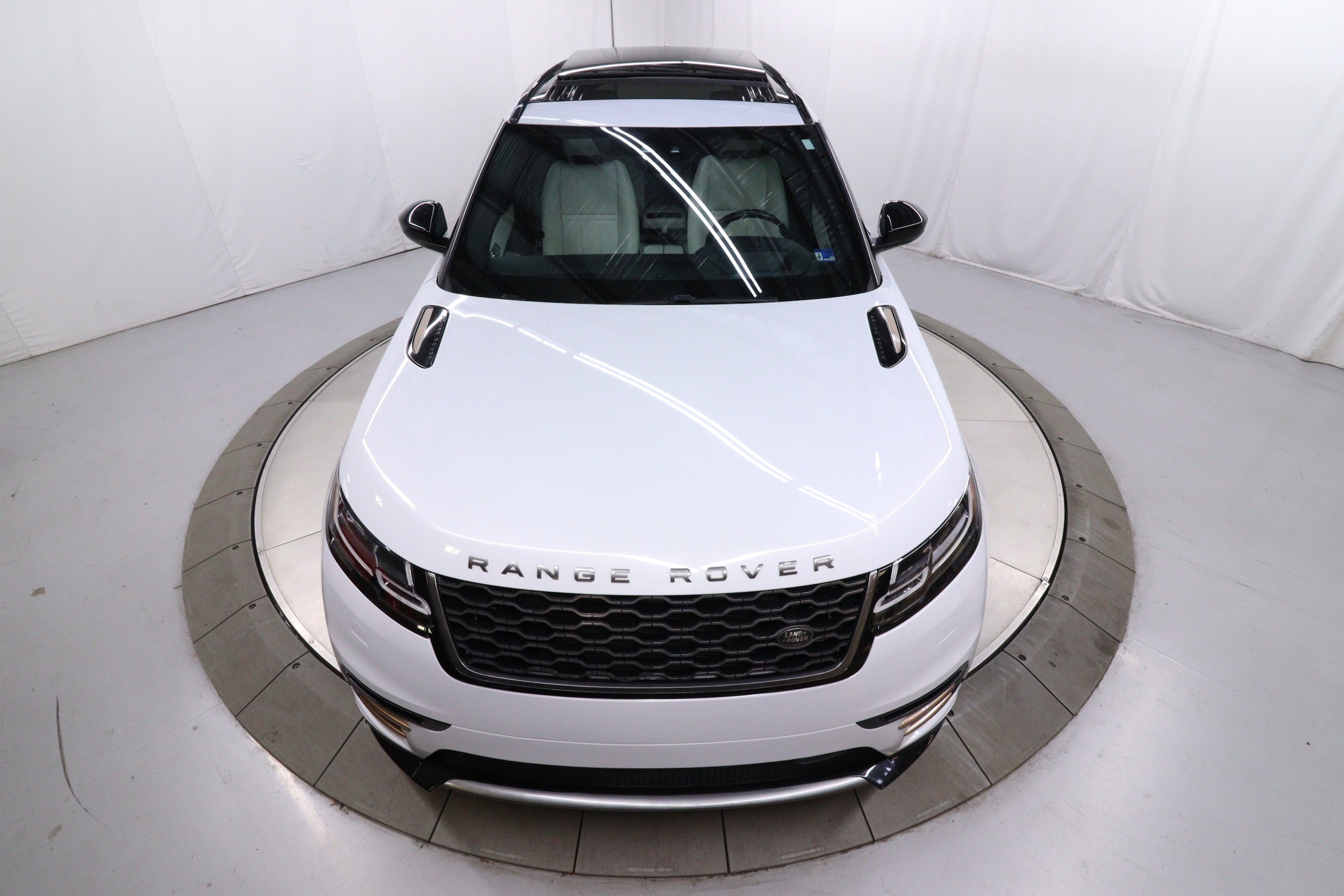 2019 Land Rover Range Rover Velar 54