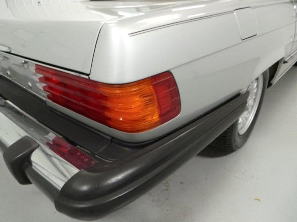 1982 Mercedes-Benz 380 SL 37