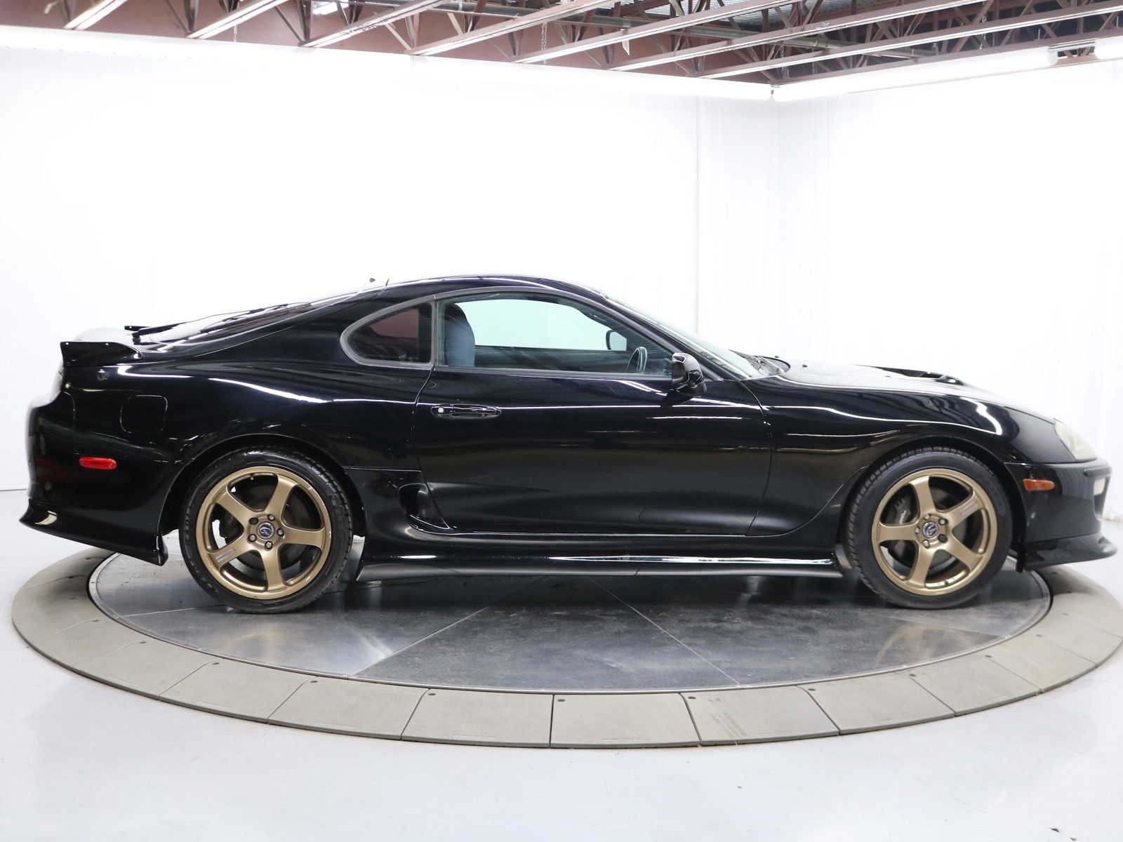 1997 Toyota Supra 7