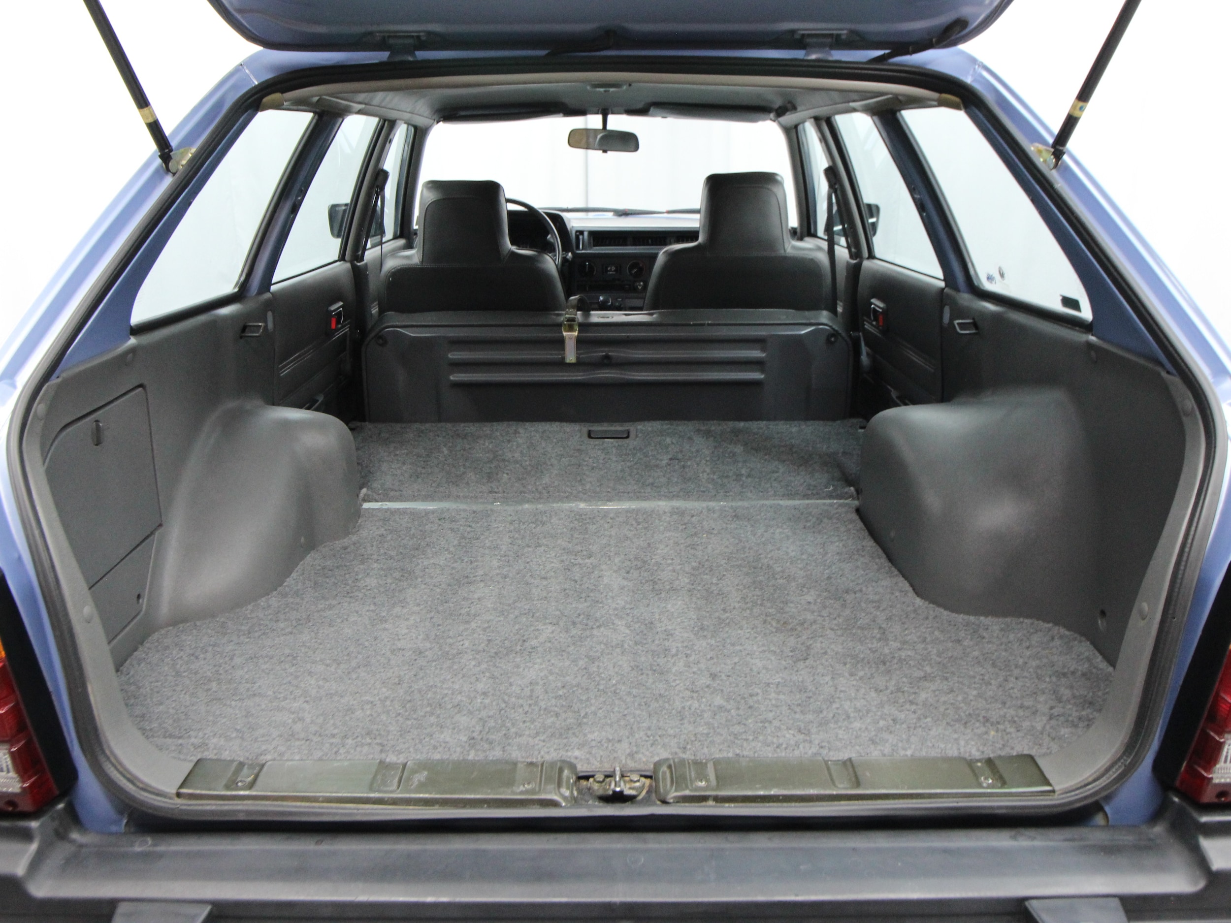 1984 Subaru DL 26