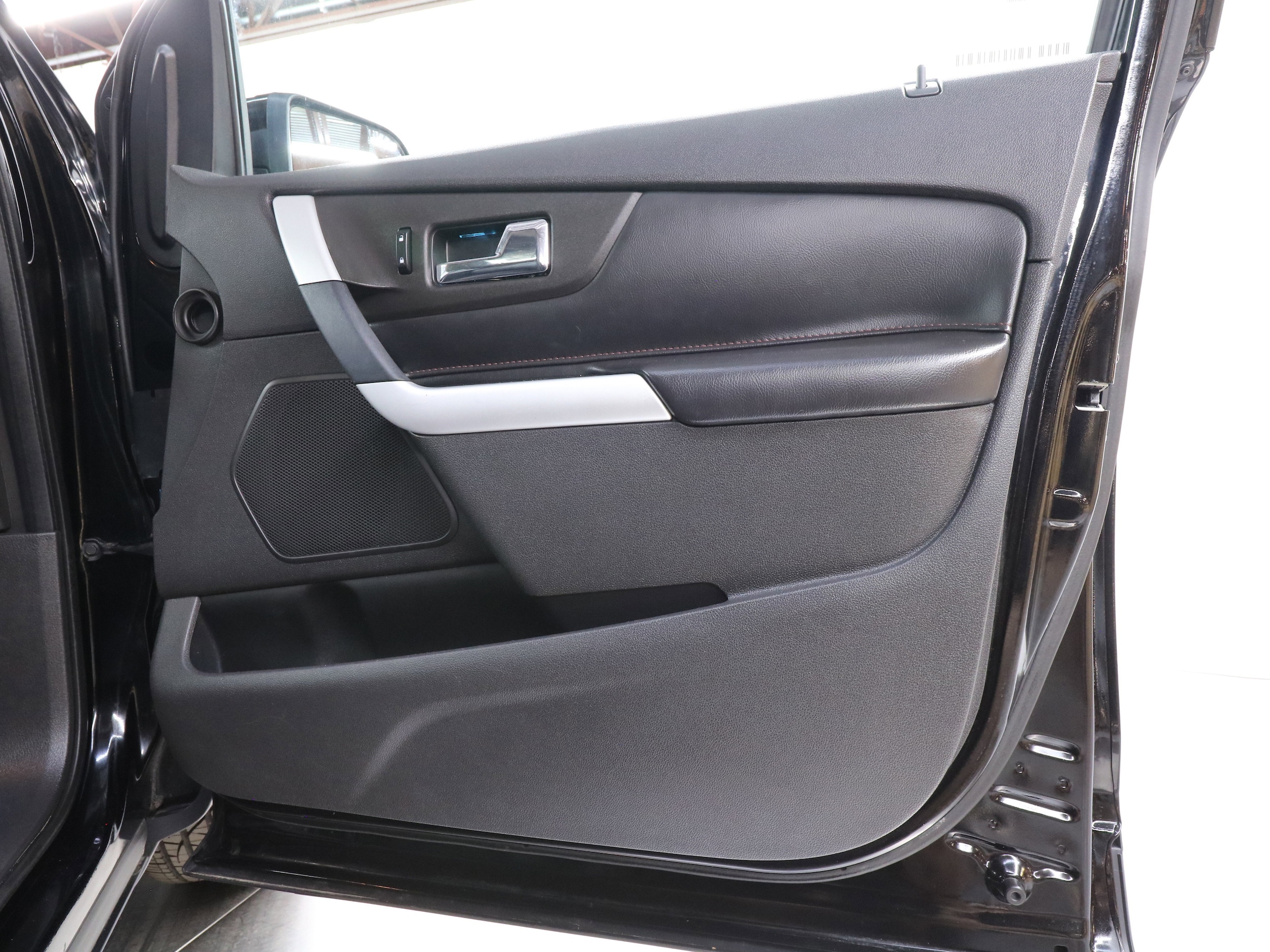 2011 Ford Edge 21
