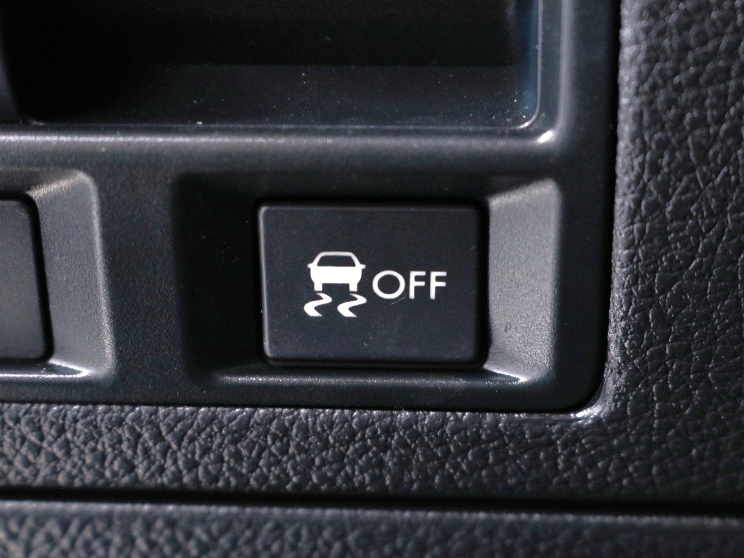 2013 Subaru Outback 64