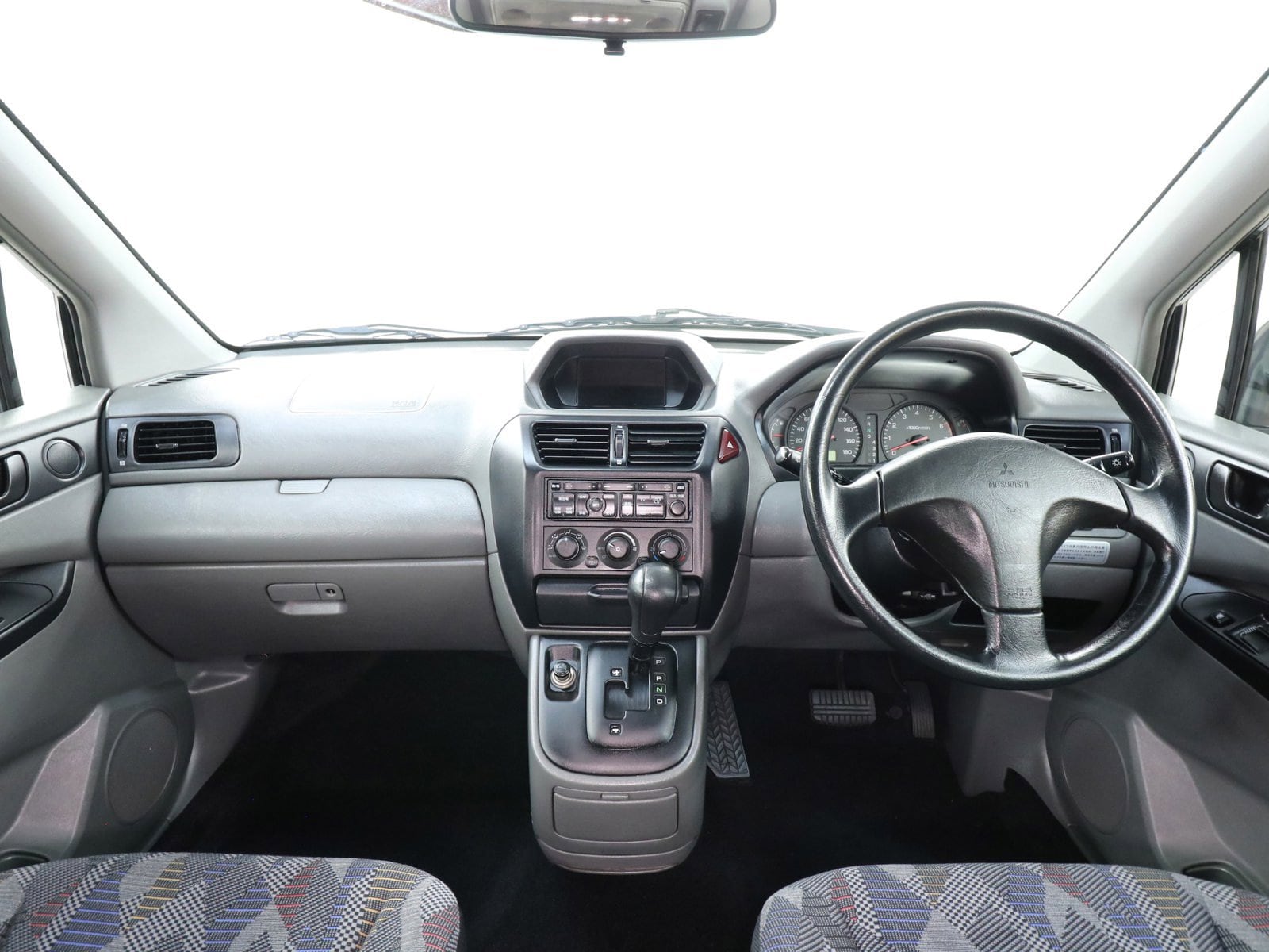 1998 Mitsubishi RVR Sports Gear 48