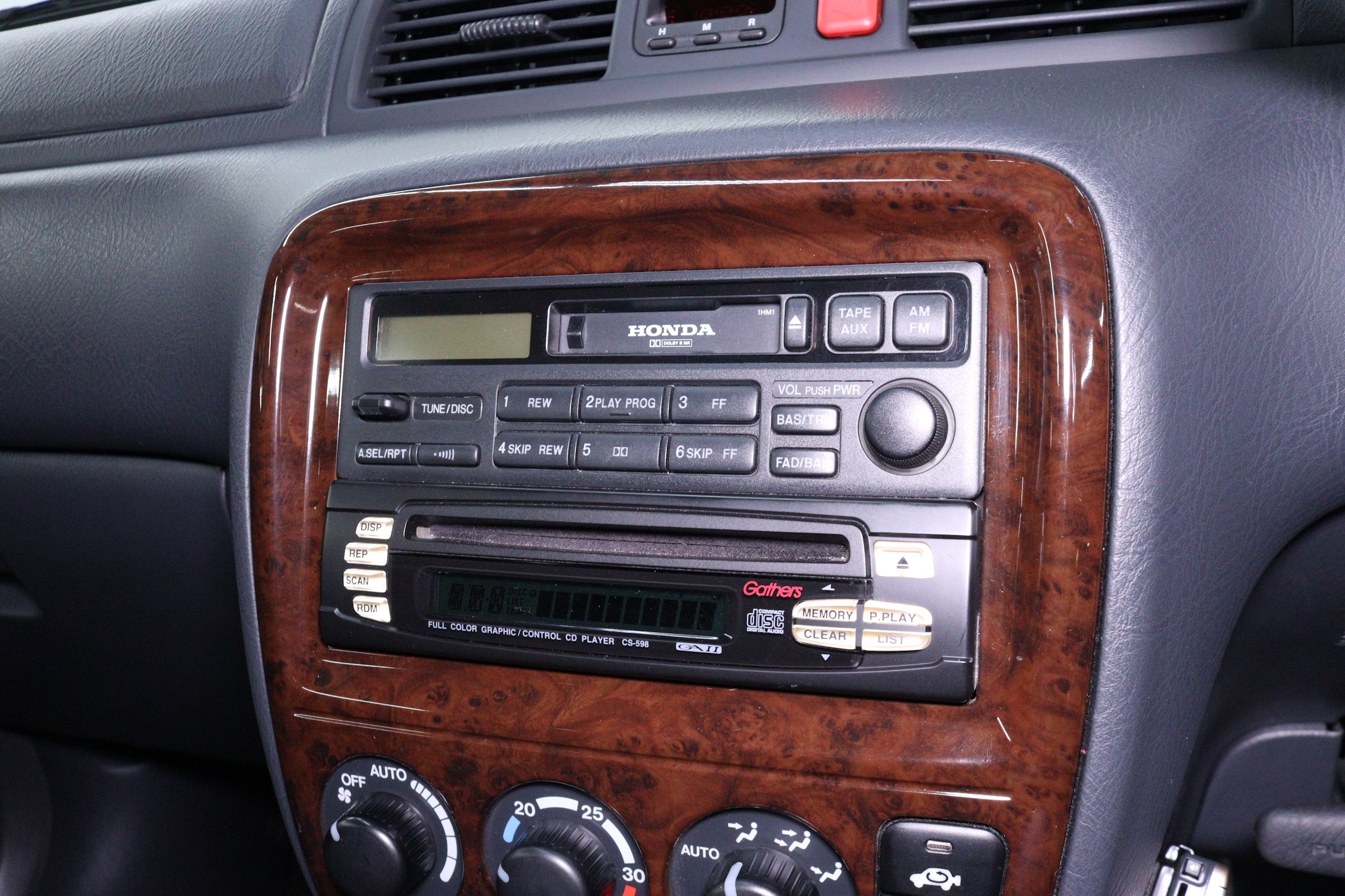 1999 Honda CR-V 14