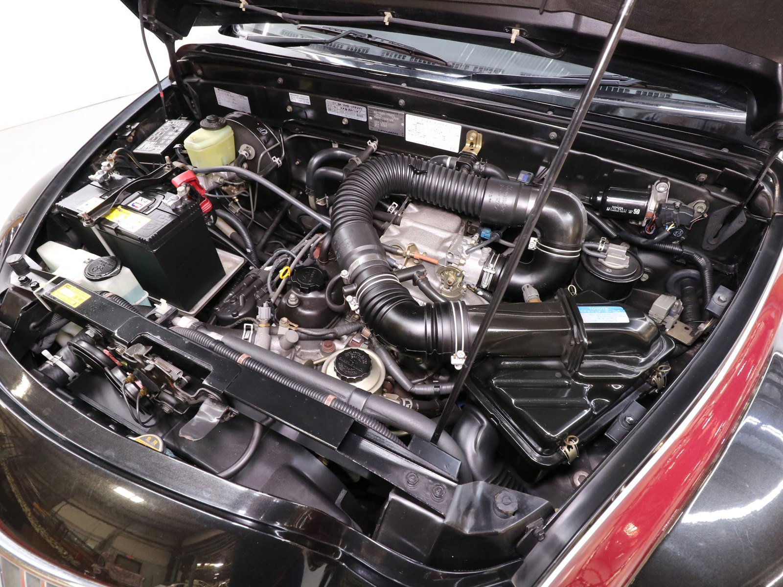 1996 Toyota Classic 28