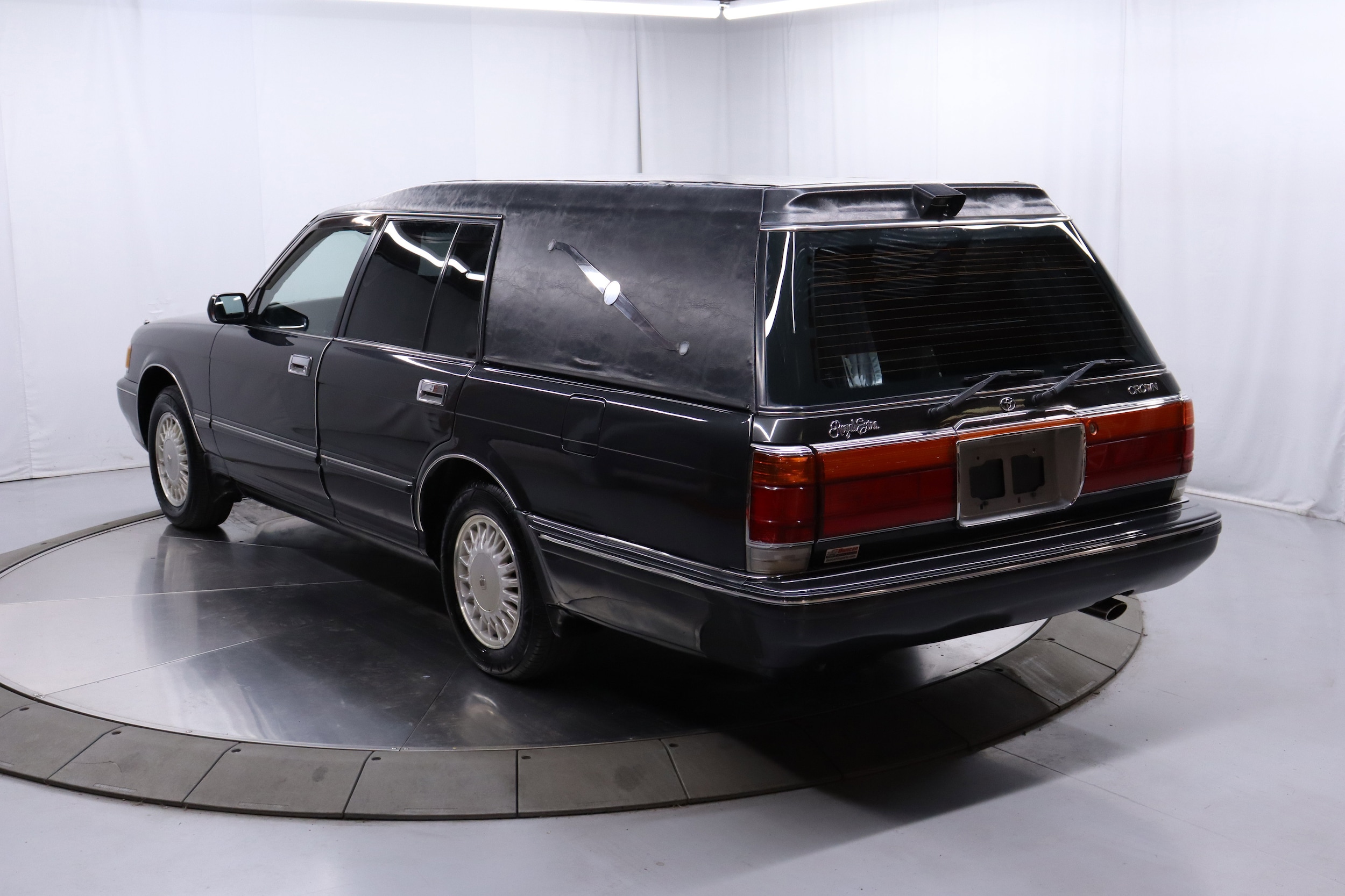 1999 Toyota Crown 7