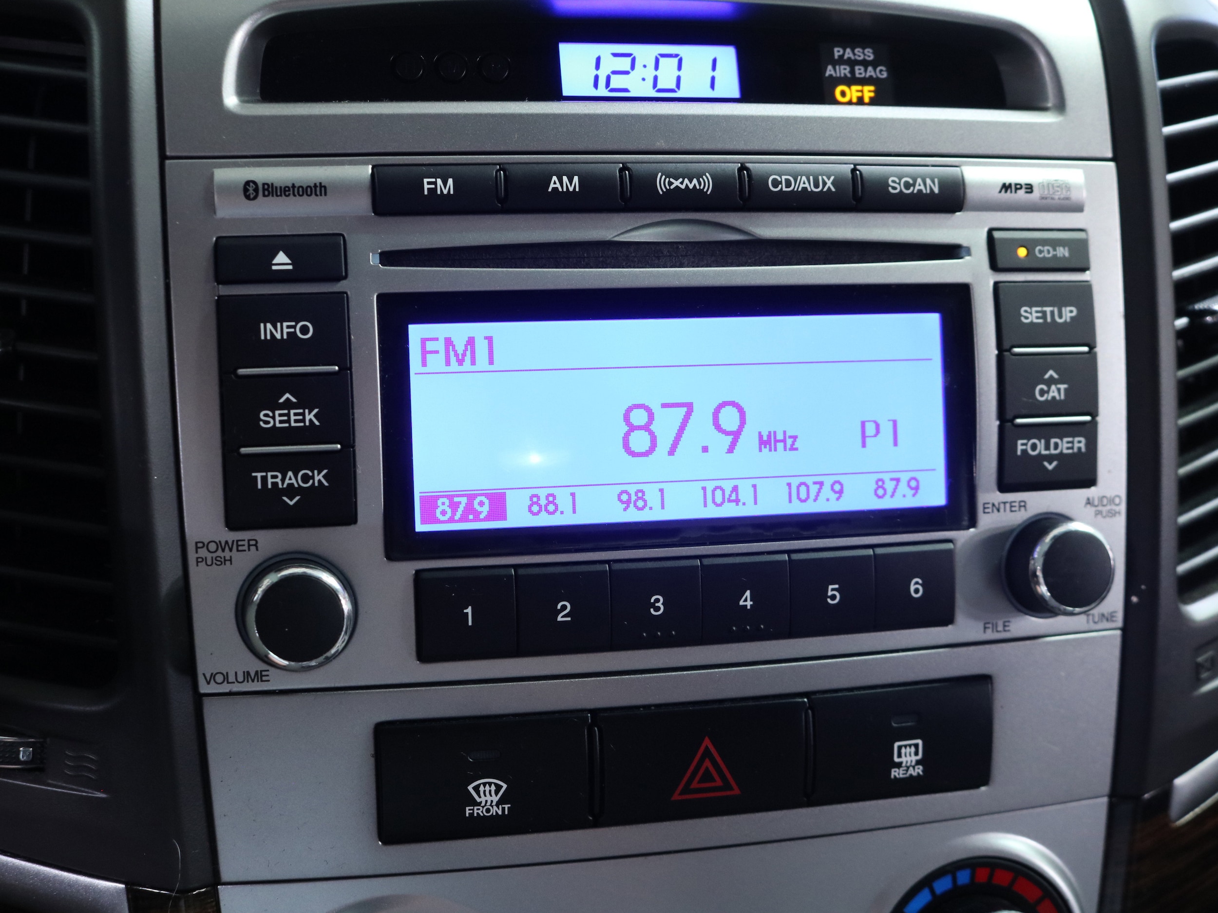 2012 Hyundai Santa Fe 13