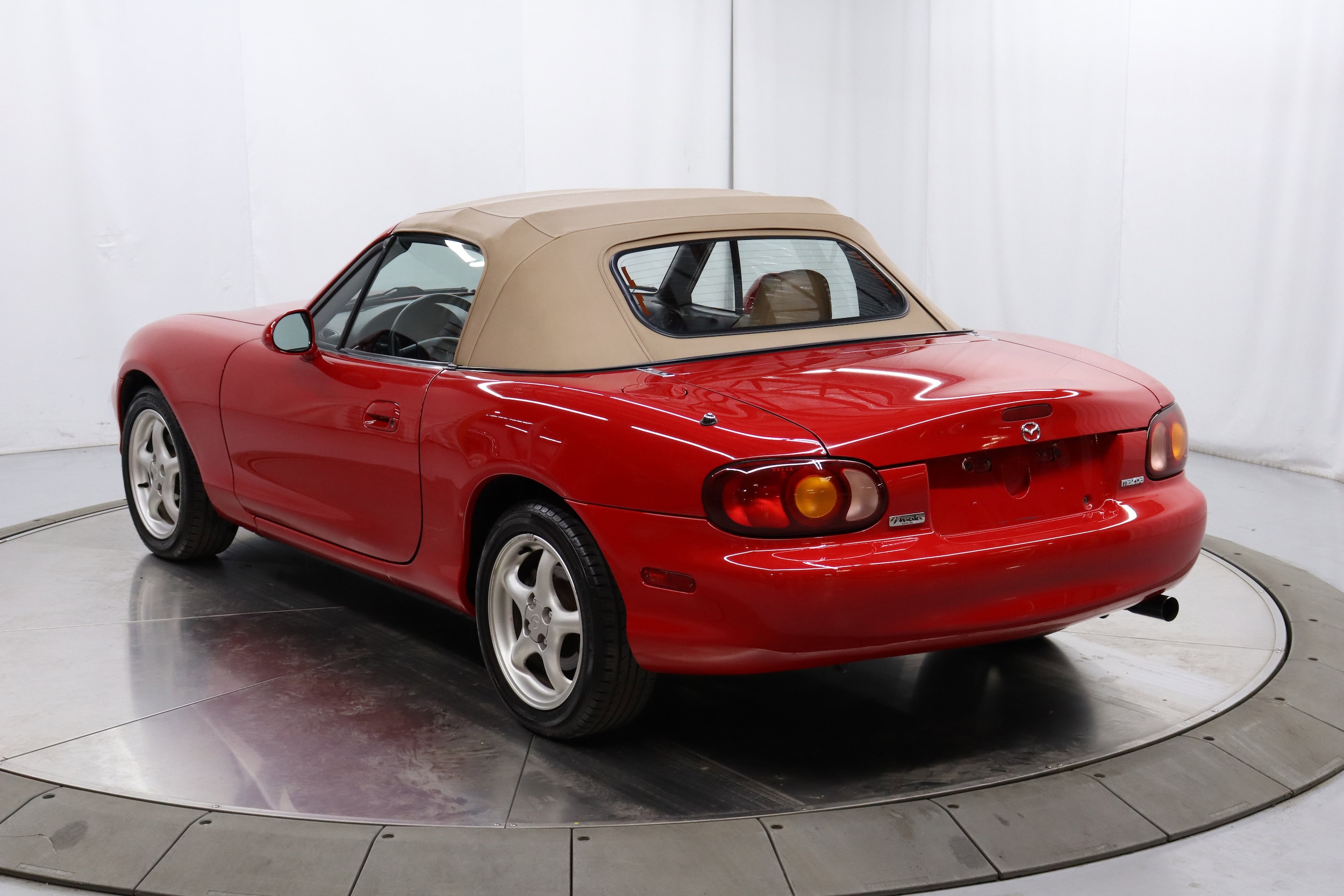 1999 Mazda MX-5 Miata 7