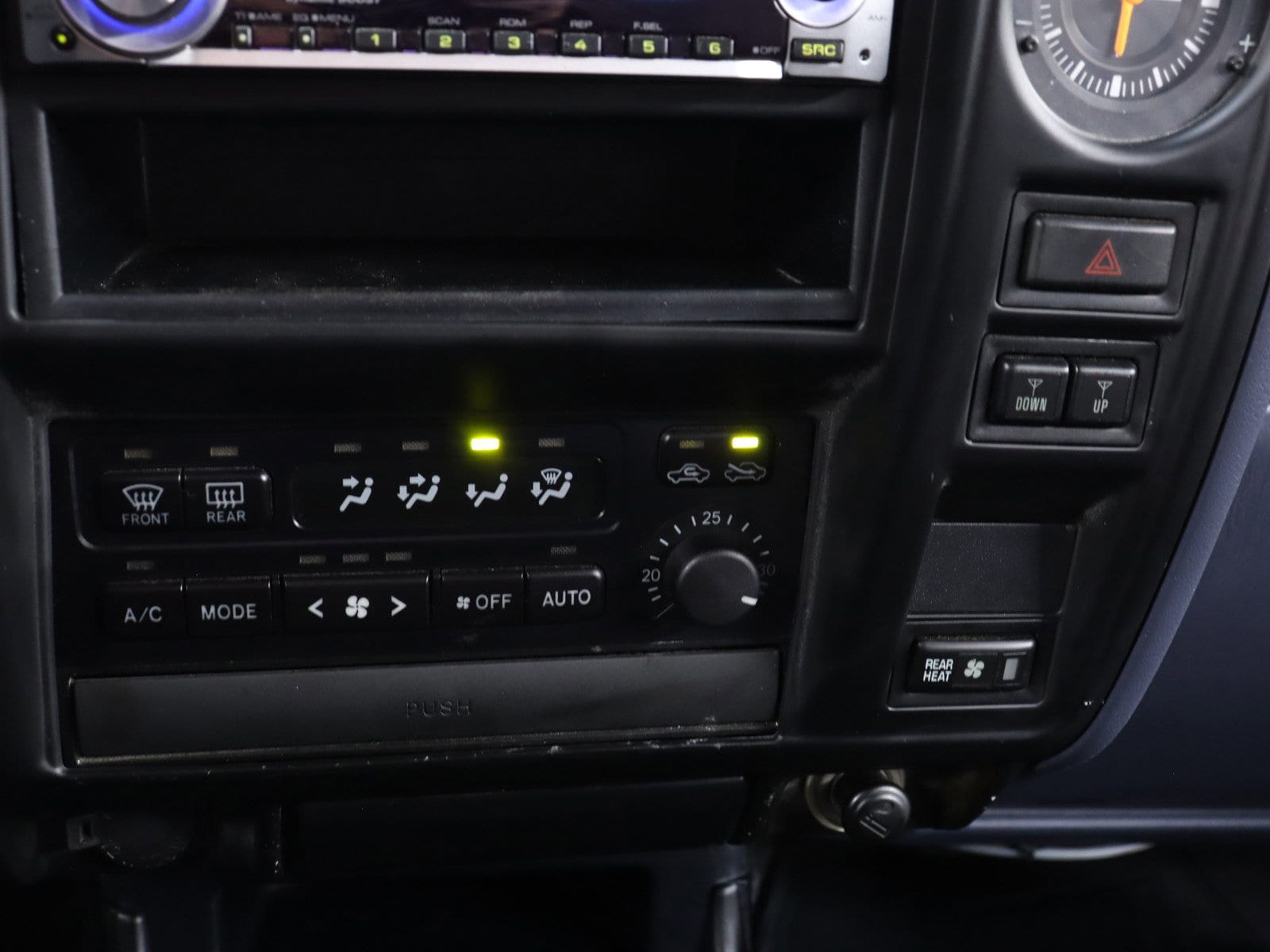 1997 Toyota Land Cruiser Prado 14