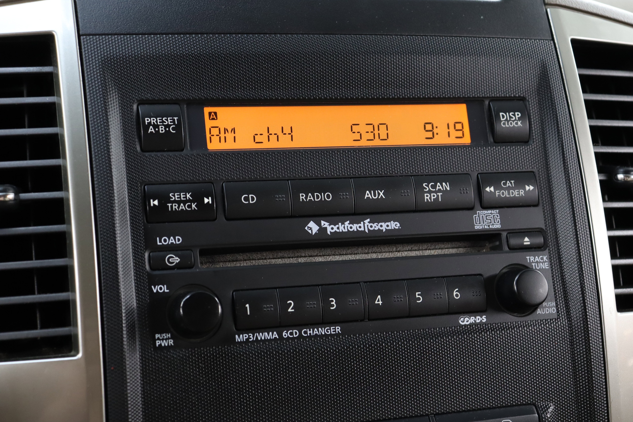 2011 Nissan Frontier 13