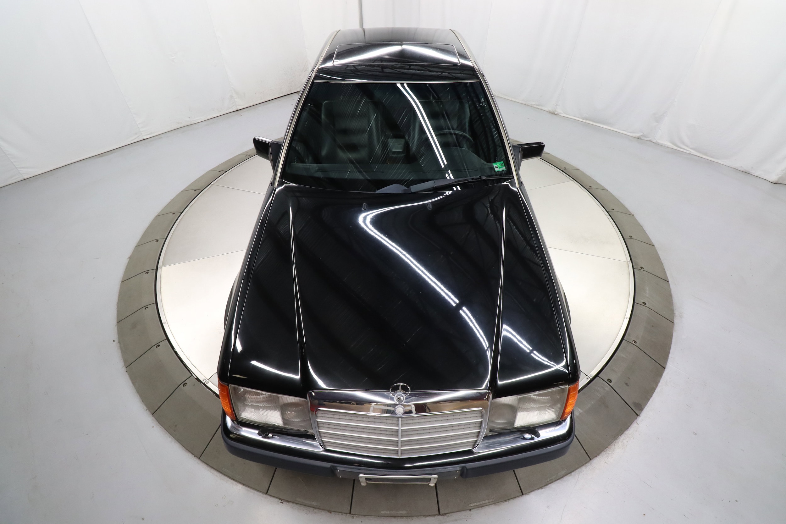 1992 Mercedes-Benz 300CE 44