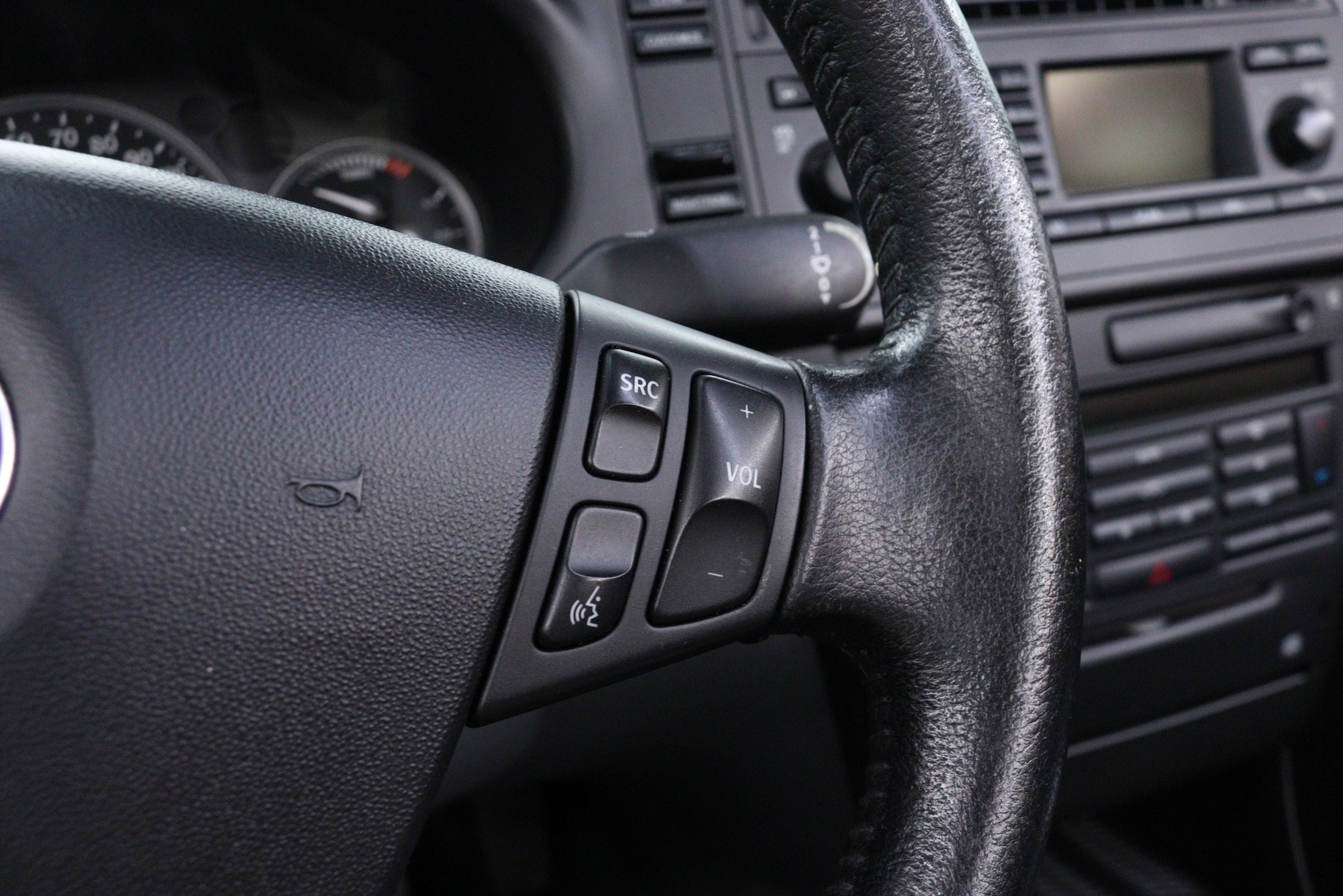 2004 Saab 2.0T 9-3 69