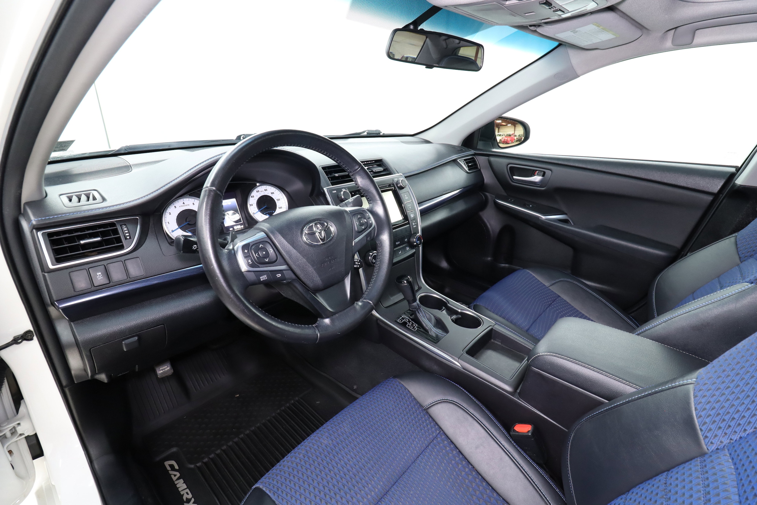 2016 Toyota Camry 9