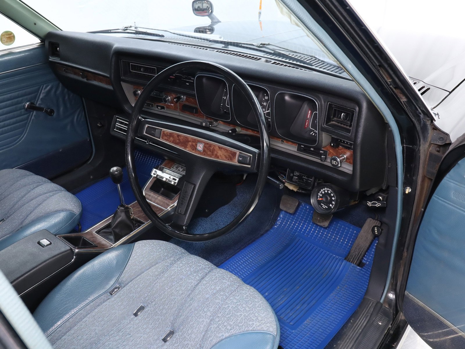 1974 Nissan Cedric 11