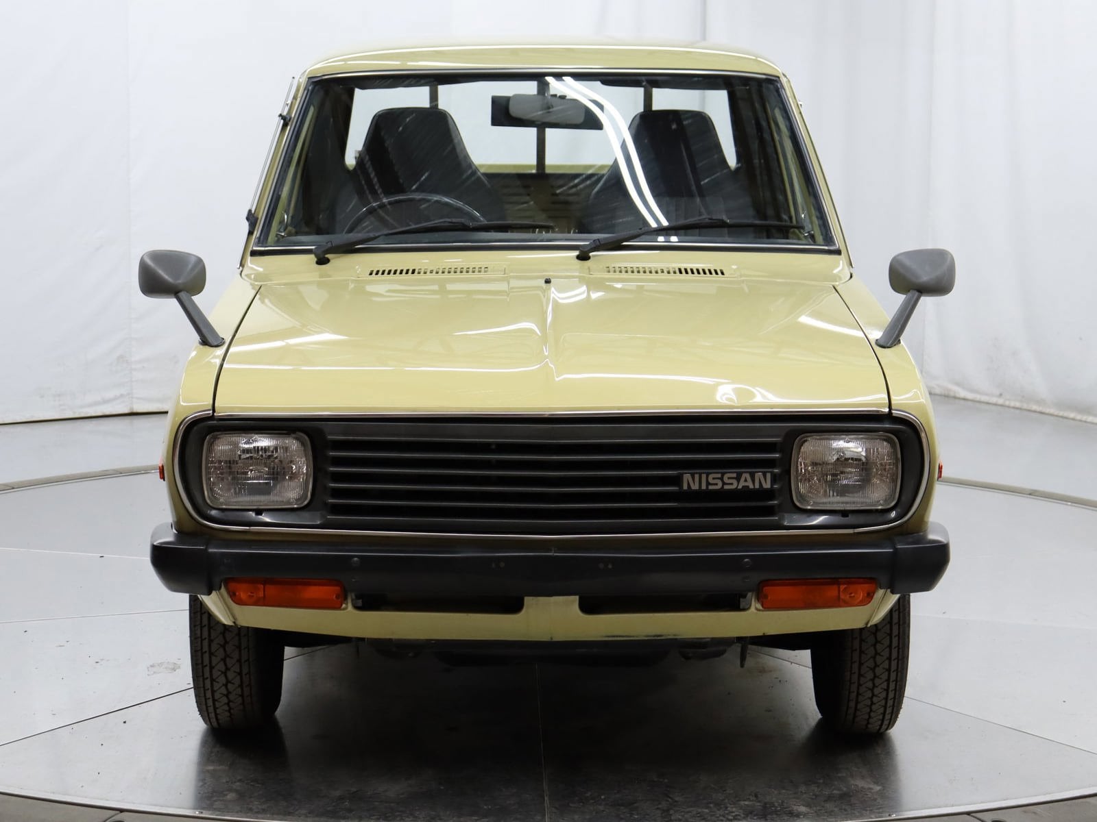 1993 Nissan Sunny 2