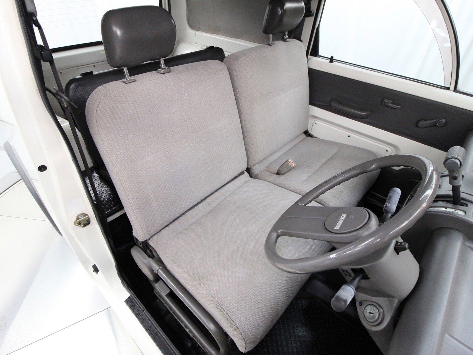 1989 Nissan S-Cargo 15