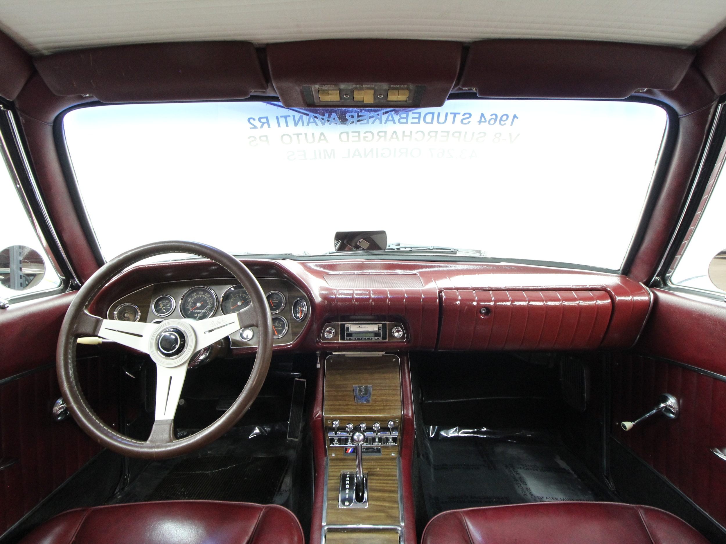 1964 Studebaker Avanti 39